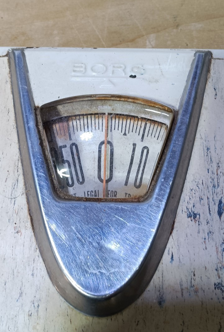 Vintage BORG Bathroom Scale - 1950s Working, fully functional & accurate