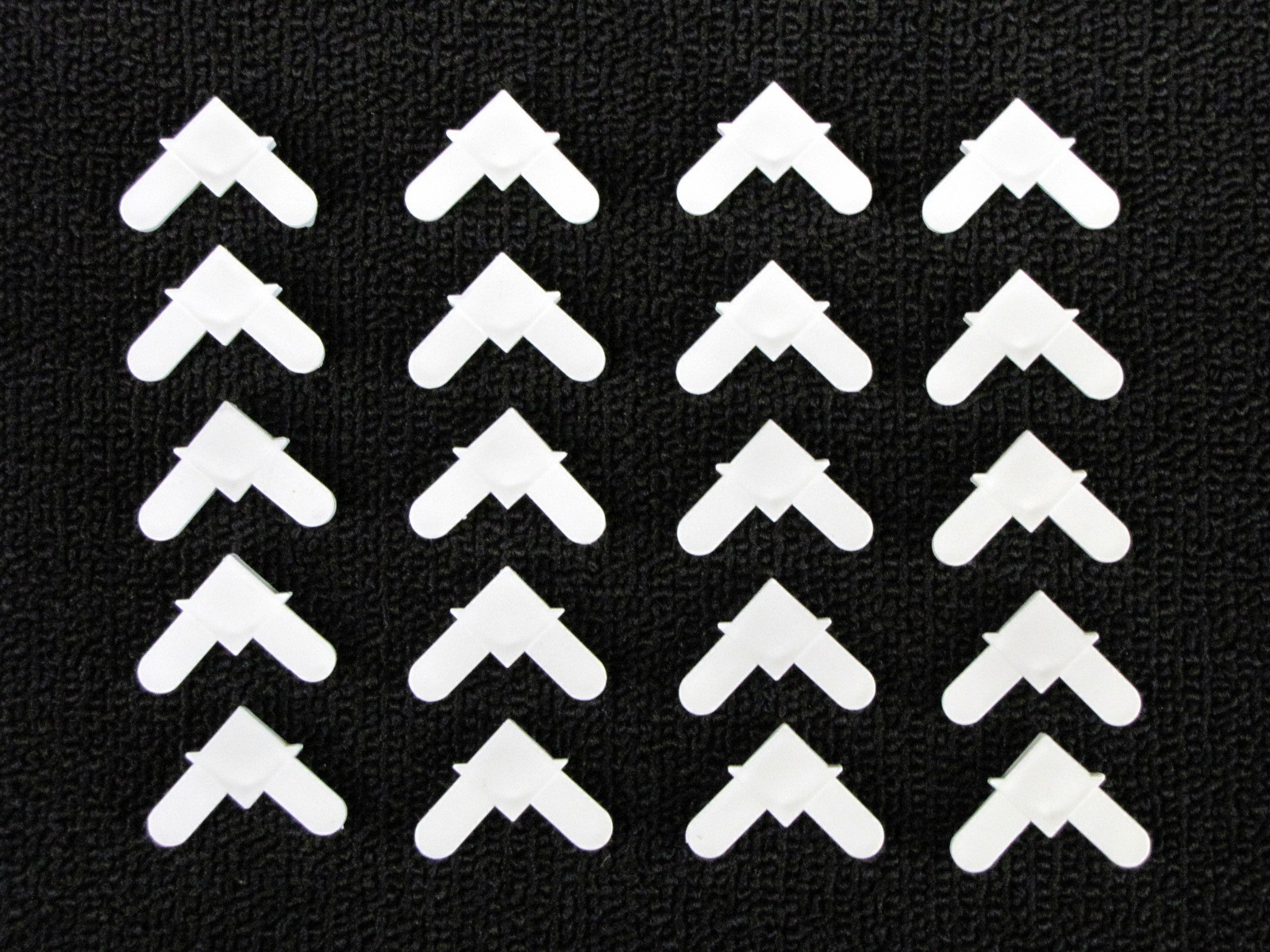 Mobile Home Screen Frame Corners White 20 Pack Hard to Find