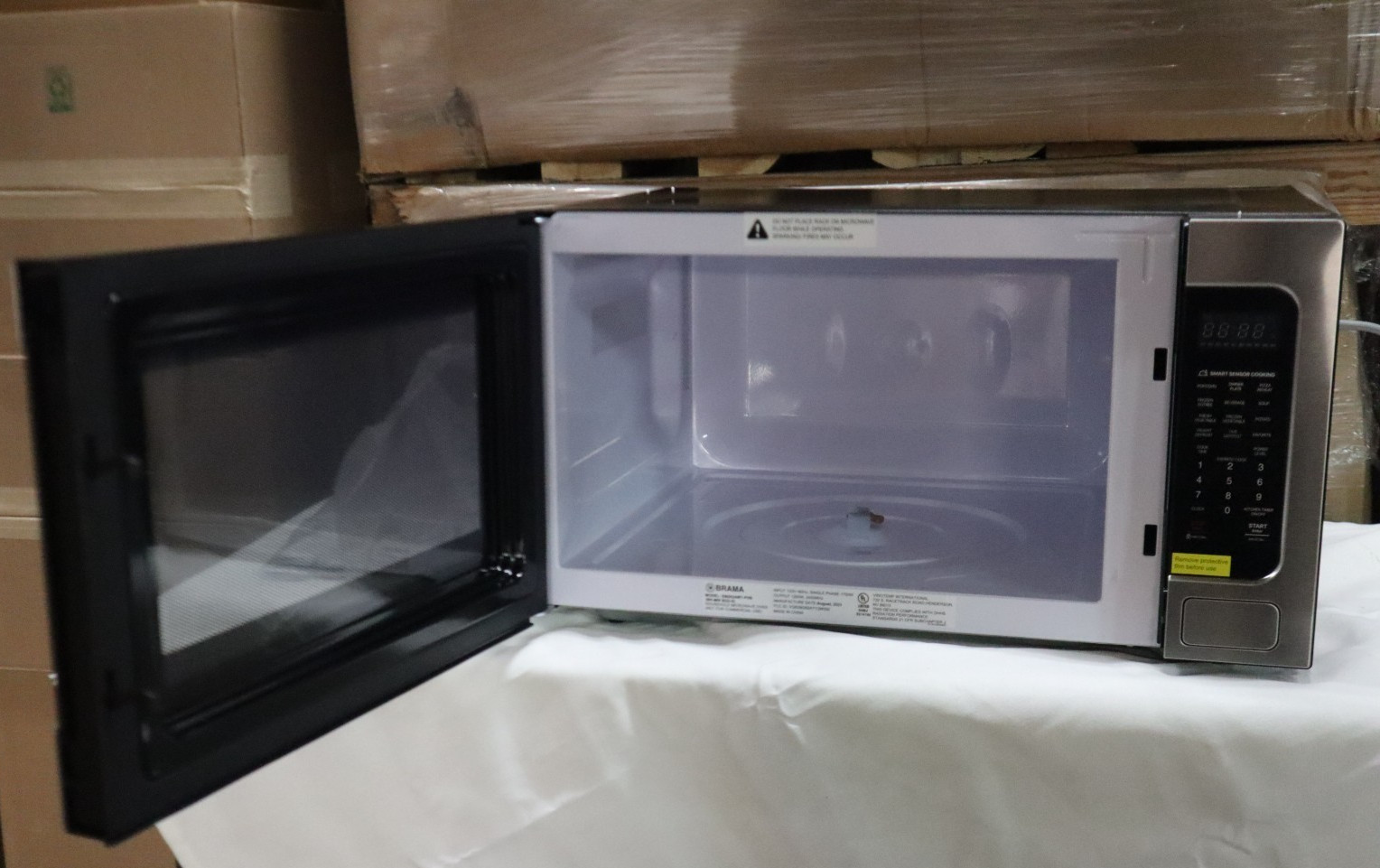 Brama EM262AMY-PHB 2.2 Cu. Ft. Microwave (17)