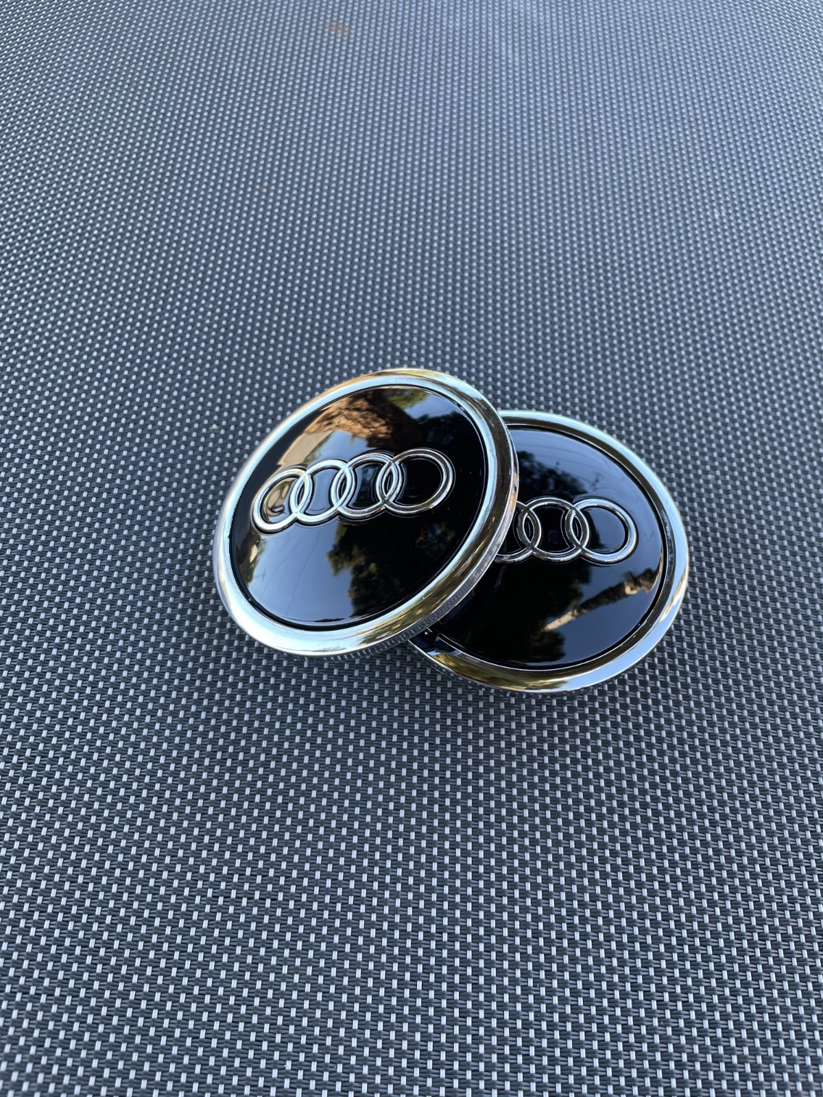 AUDI 4x BLACK - CHROME 69 mm/2.72in Wheel Rim Center Hub Cap