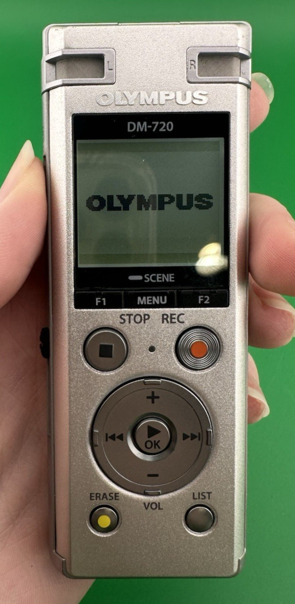 Olympus DM-720 4GB High-Resolution Digital Voice Audio Recorder w/ Case Preowned