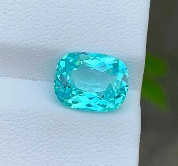 11 Ct GIE Certified Natural Paraiba Tourmaline Neon Blue Cushion Loose Gemstone