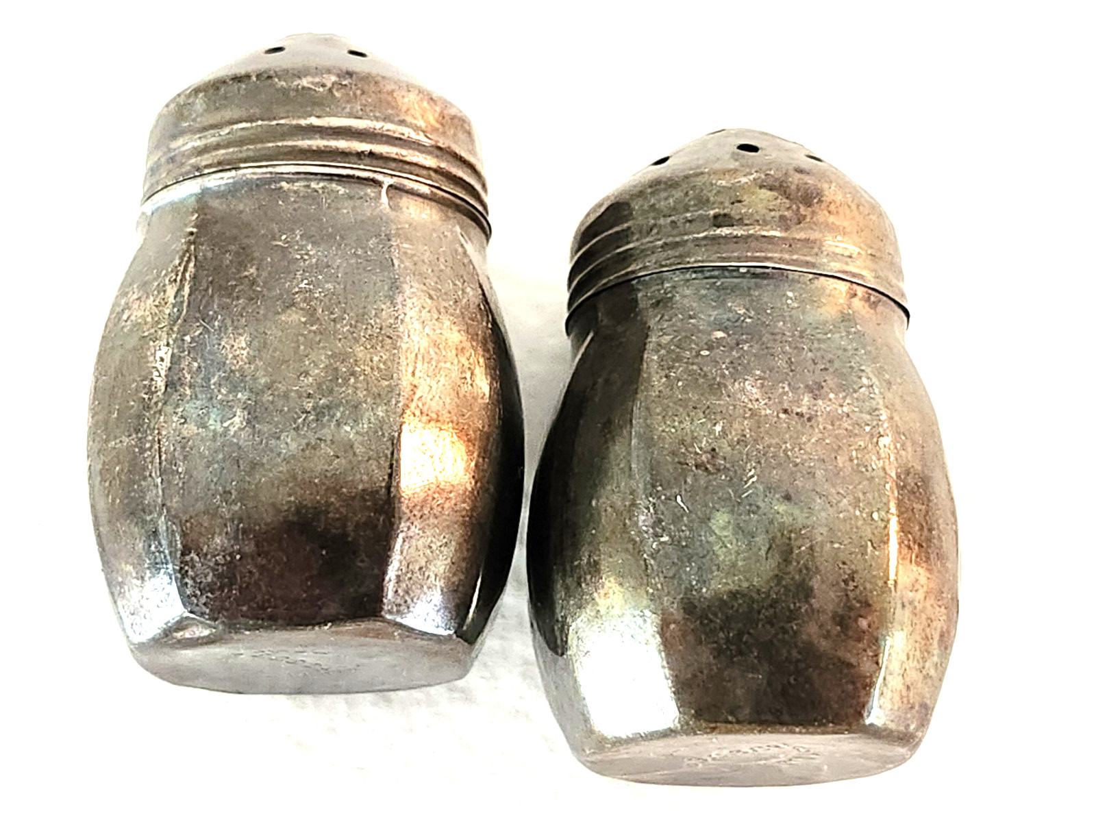 VTG. Lot of 4 S.C.S. Co. Sterling Silver Mini S & P Shakers , 14.5 g.