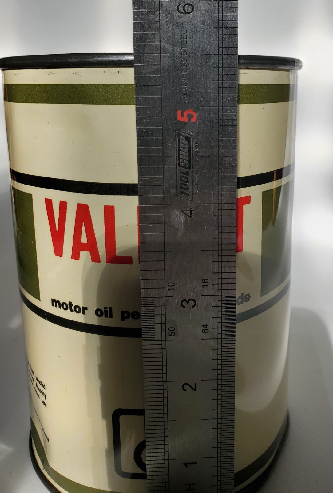 Collectors Oil Can. Super Rare Vintage Display. Hard To Find! "VALIANT" Nice.
