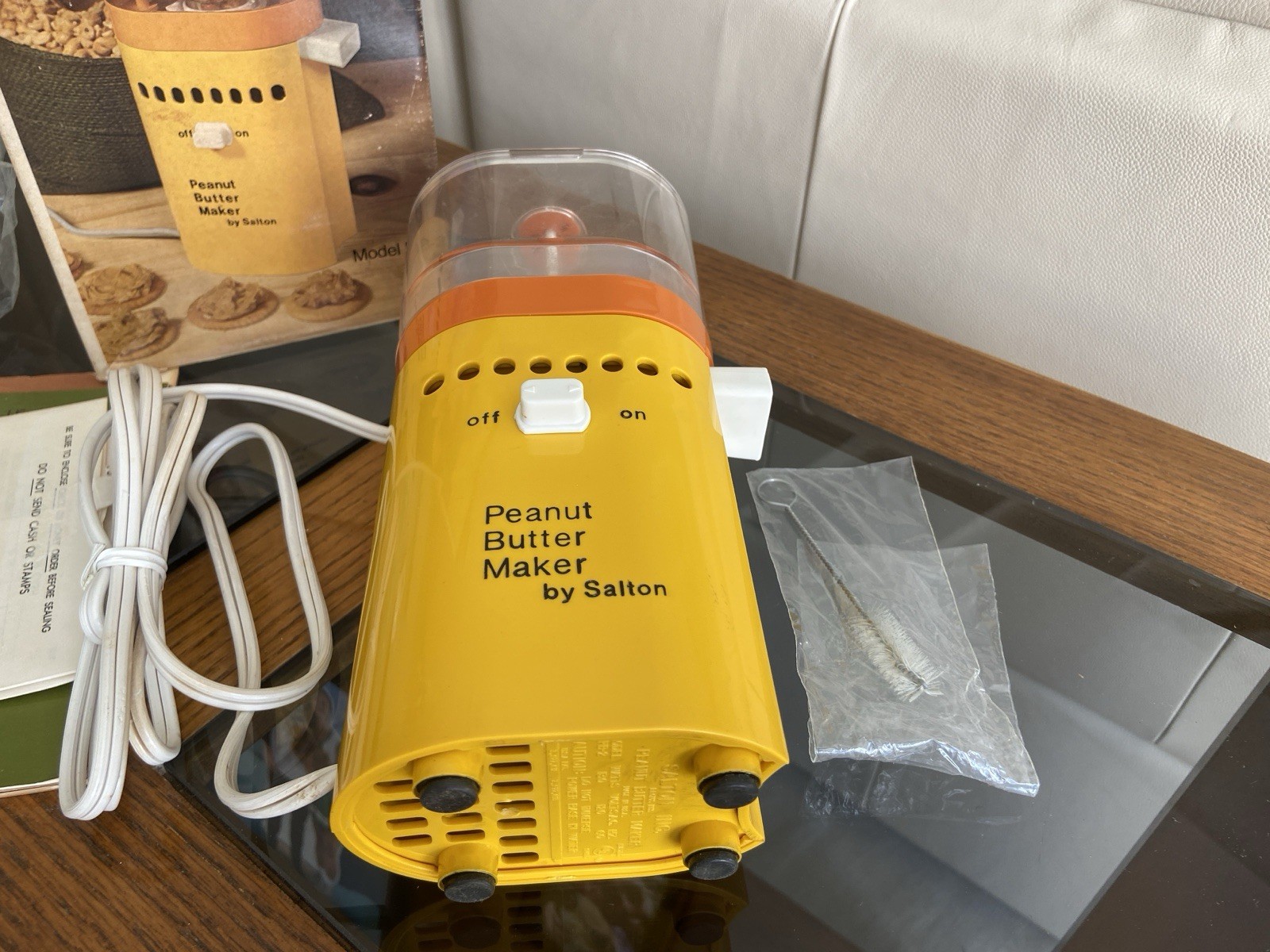 Salton Peanut Butter Maker 1970's Nostalgic Vintage Kitchen Model PB-2 Yellow