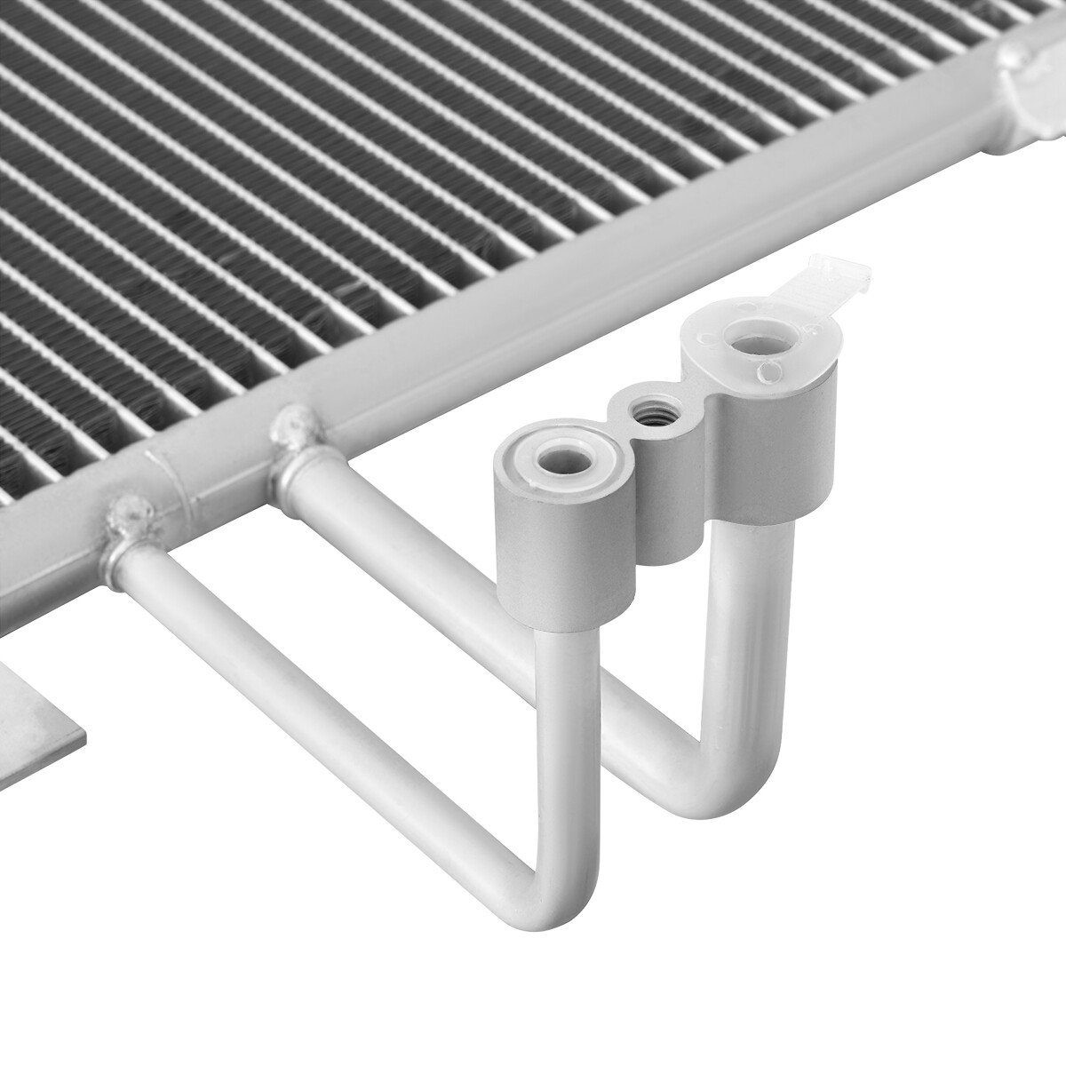 AC Condenser For 14-18 Chevy Silverado GMC Sierra 1500 / 15-20 Suburban 5.3 6.2L