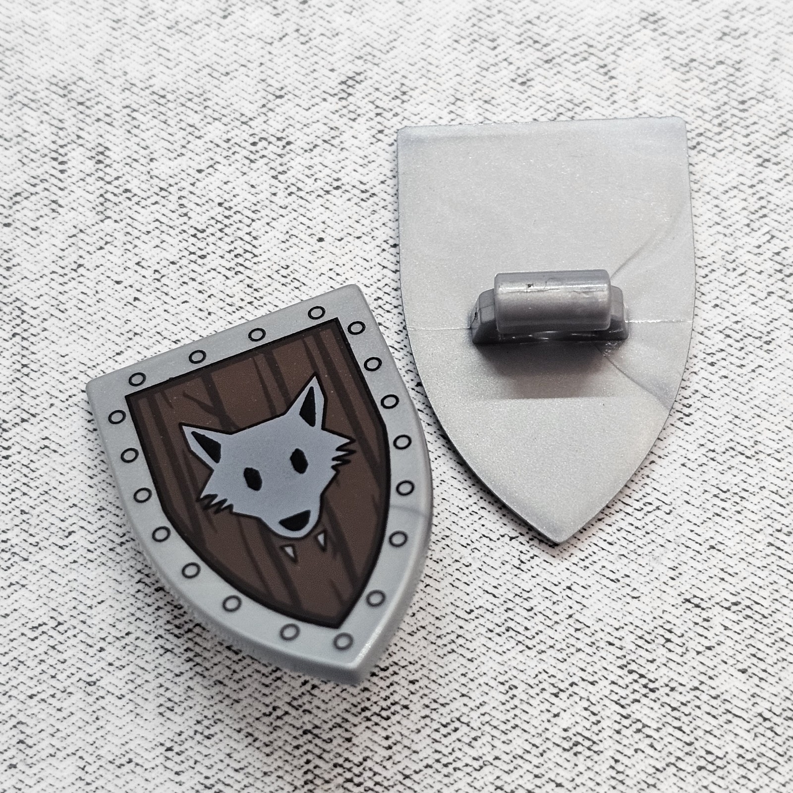 5-pack Custom Wolf Shield Accessories for Minifigure c11w55