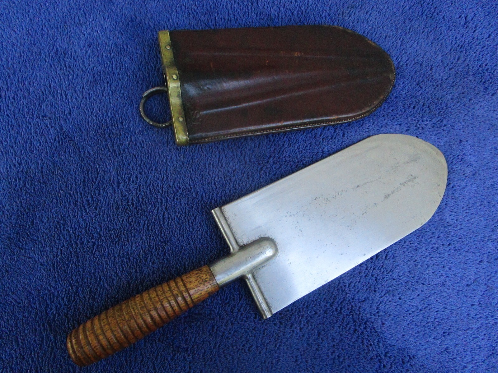 ANTIQUE ORIGINAL US M1873 BAYONET STYLE ENTRENCHIG TOOL KNIFE AND SCABBARD