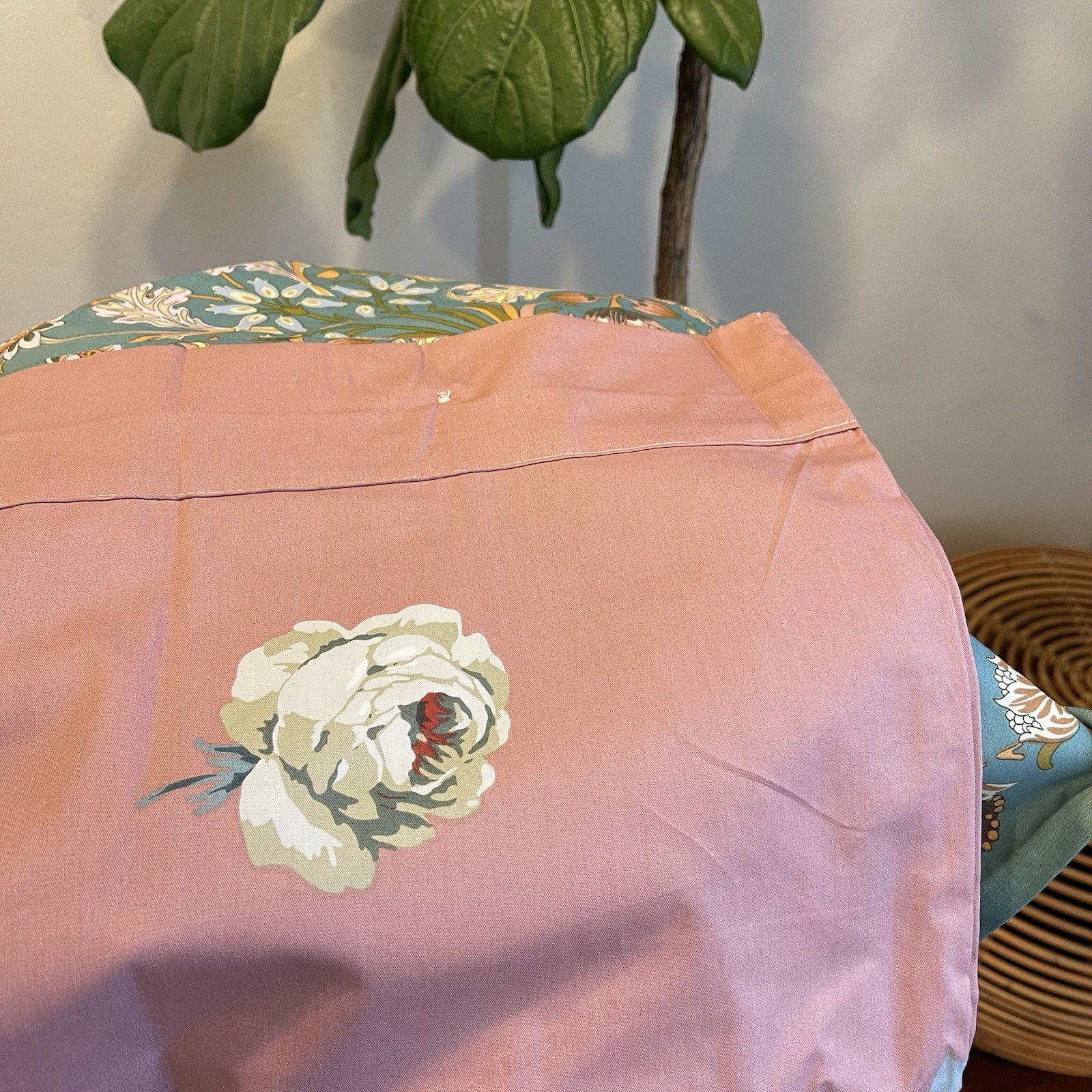 NEW Anthro Green Pink Reversible Floral King Boho Duvet Bedding Sham Case Set