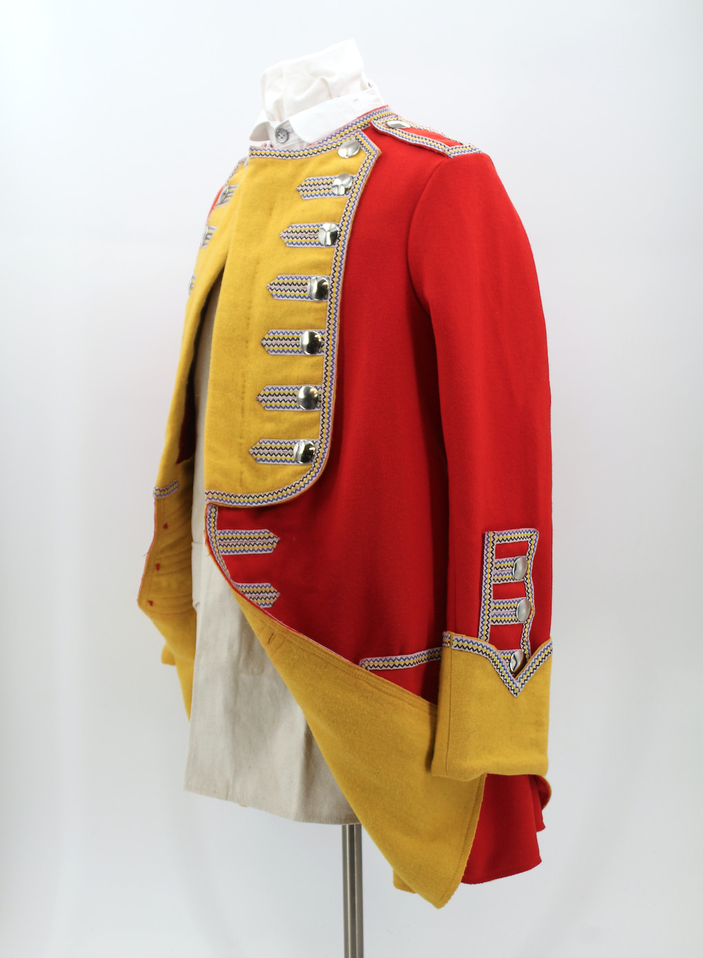 F&I War Coat of the 44th Regiment of Foot - Size 46