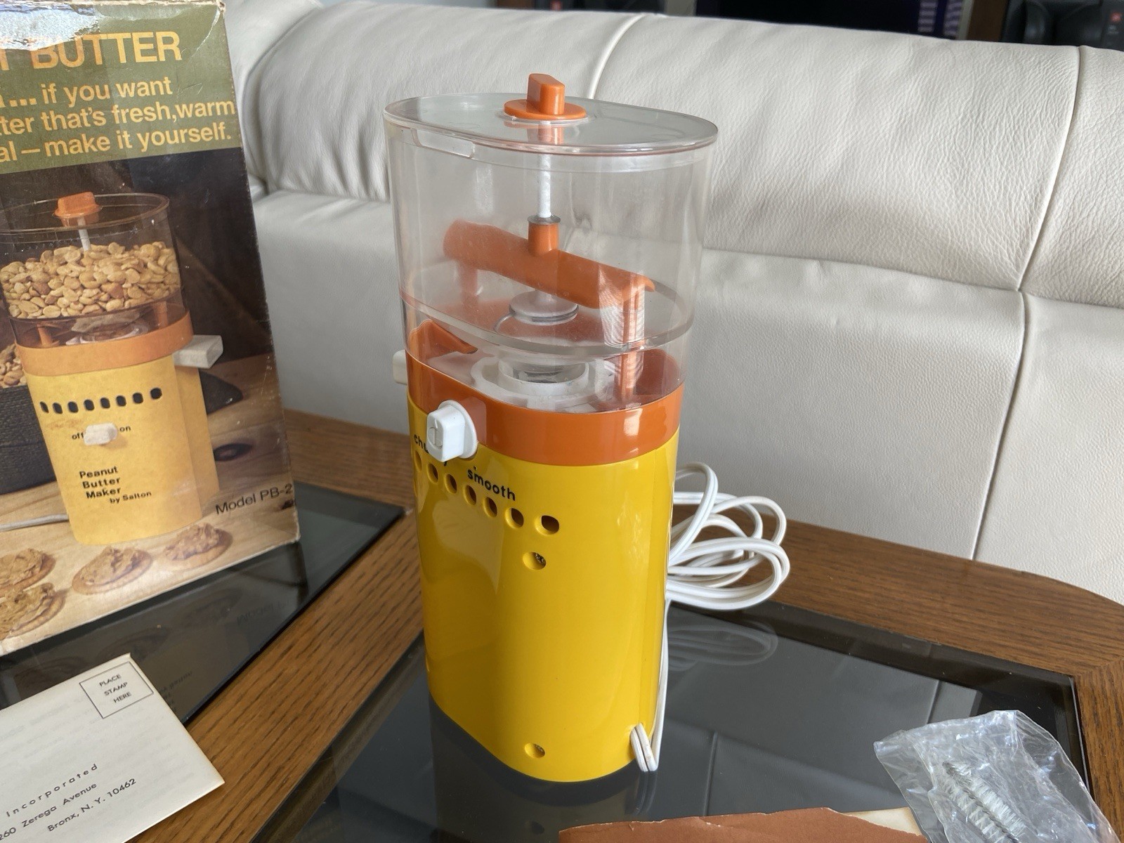 Salton Peanut Butter Maker 1970's Nostalgic Vintage Kitchen Model PB-2 Yellow