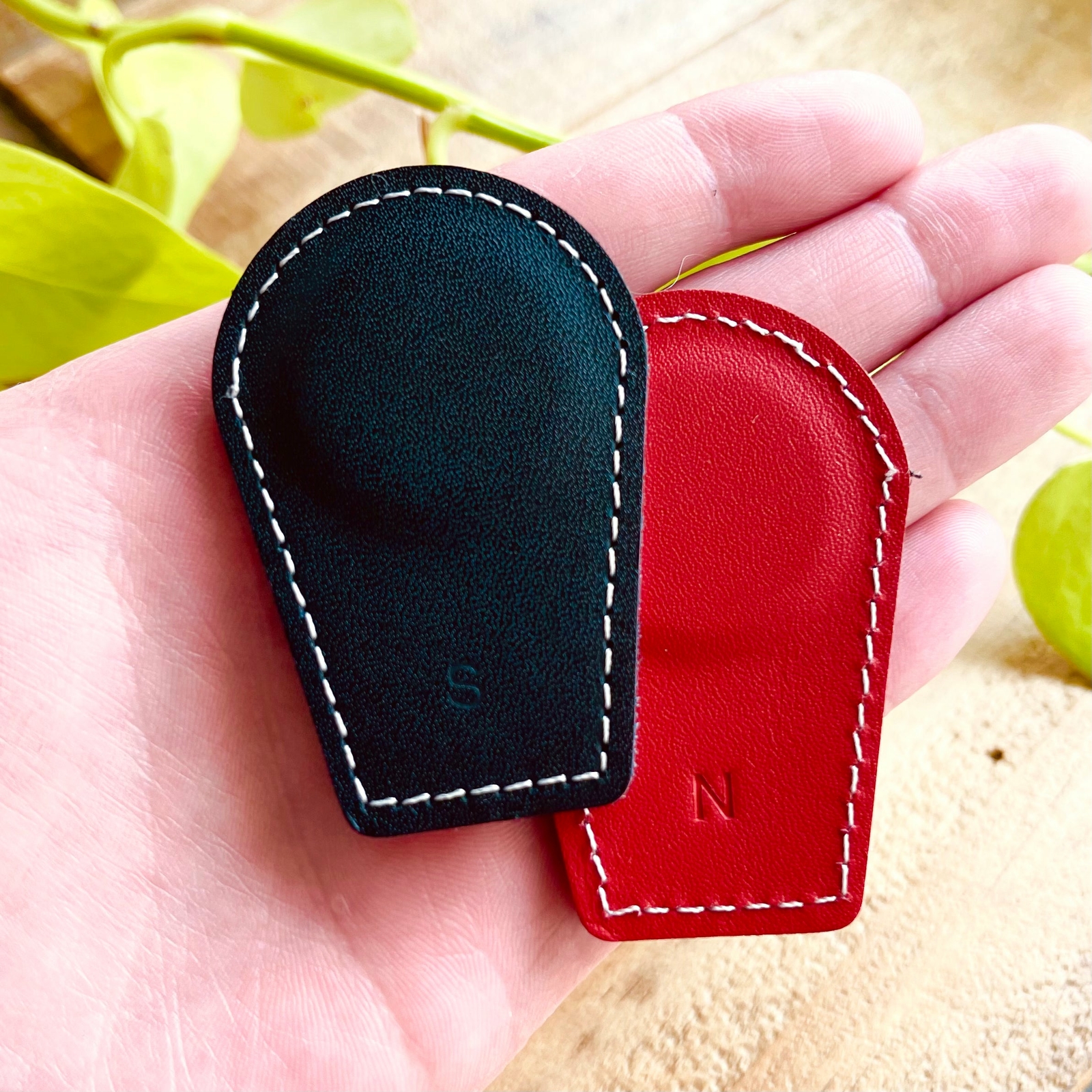 Leather Biomagnetism Therapy Magnets, Biomagnetic Health Magnets N52 (2 Pack)