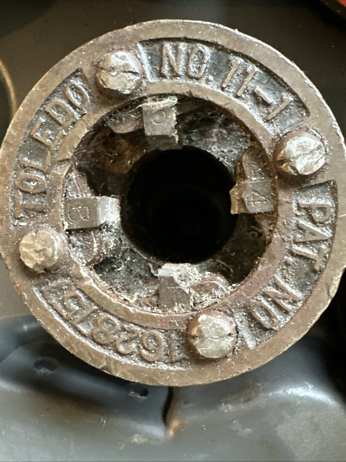 Rigid Pipe & Toledo Pipe Threading Set 3/4” 3-1” 2-1-1/4” 1-1/2” 2” 12R W/handle