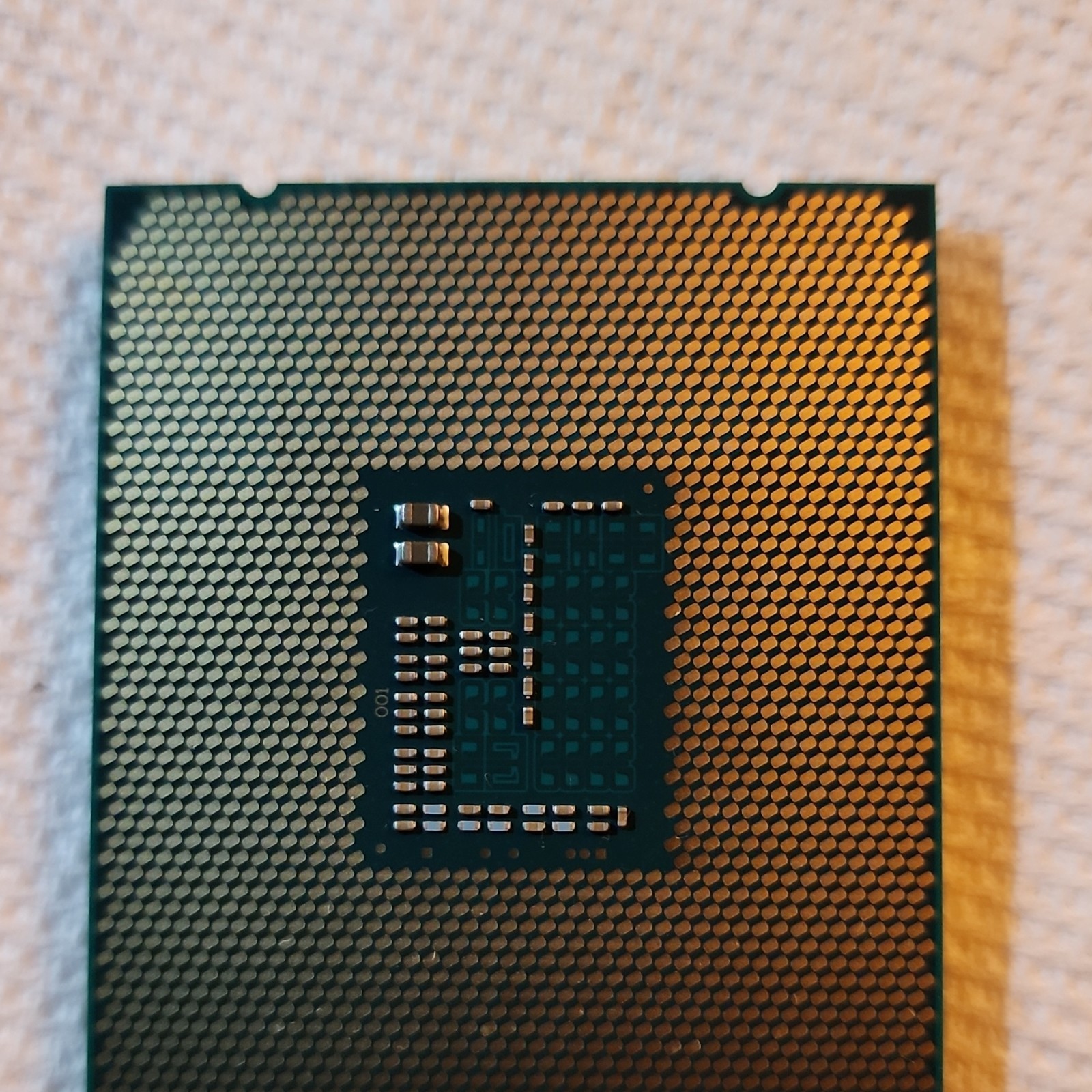 [Lot of 6] Intel Xeon E5-2698V4, E5-2630V3, E5-2687WV3 Server CPUs