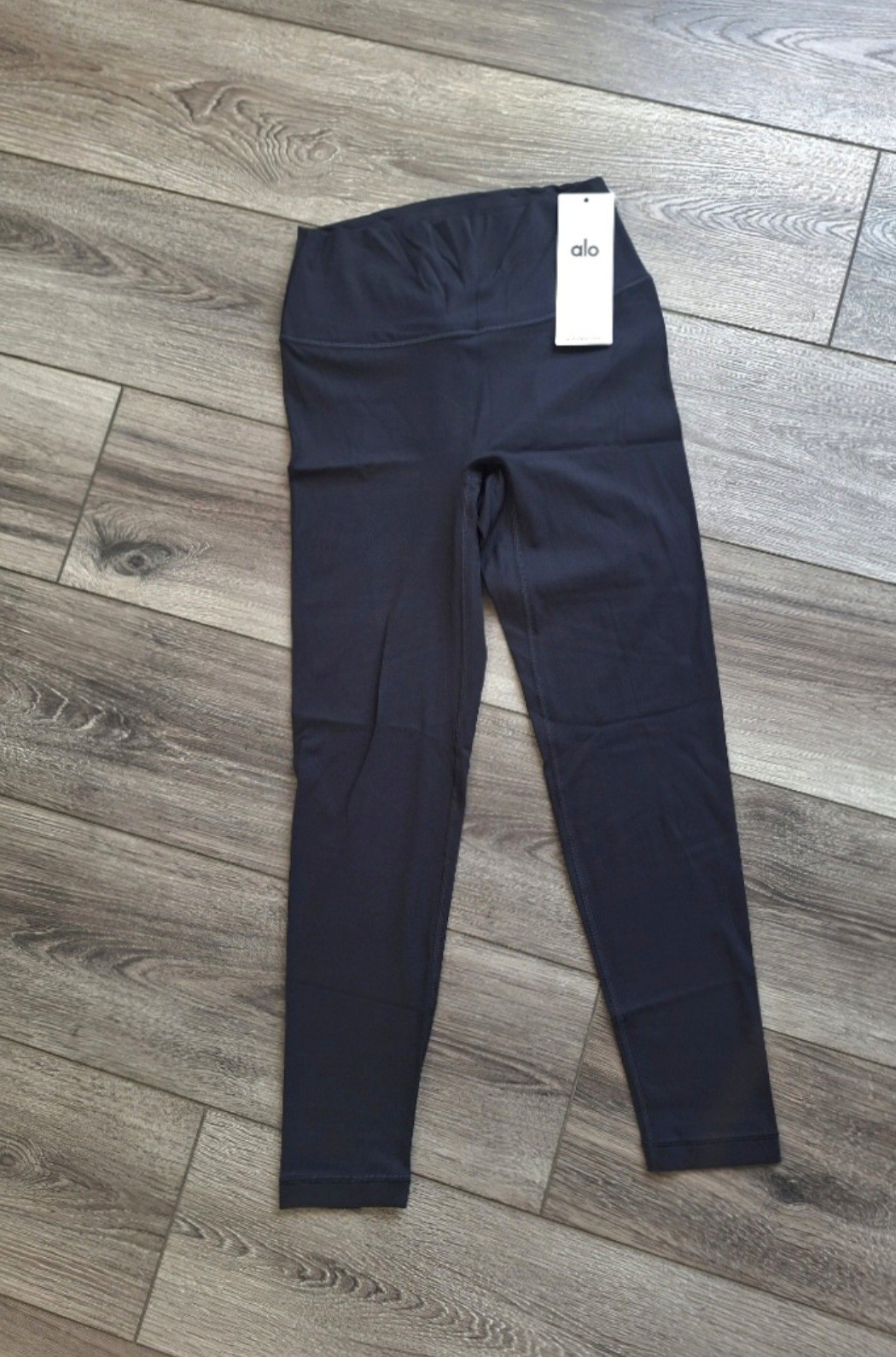 Alo Women’s XLarge Alosoft High-Waist Legging. Black