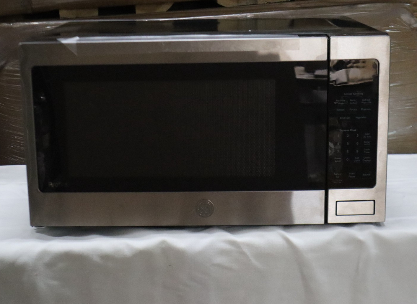 GE Profile 2.2Cu. Ft Countertop Microwave (PES7227SL5SS) (13 - 14)