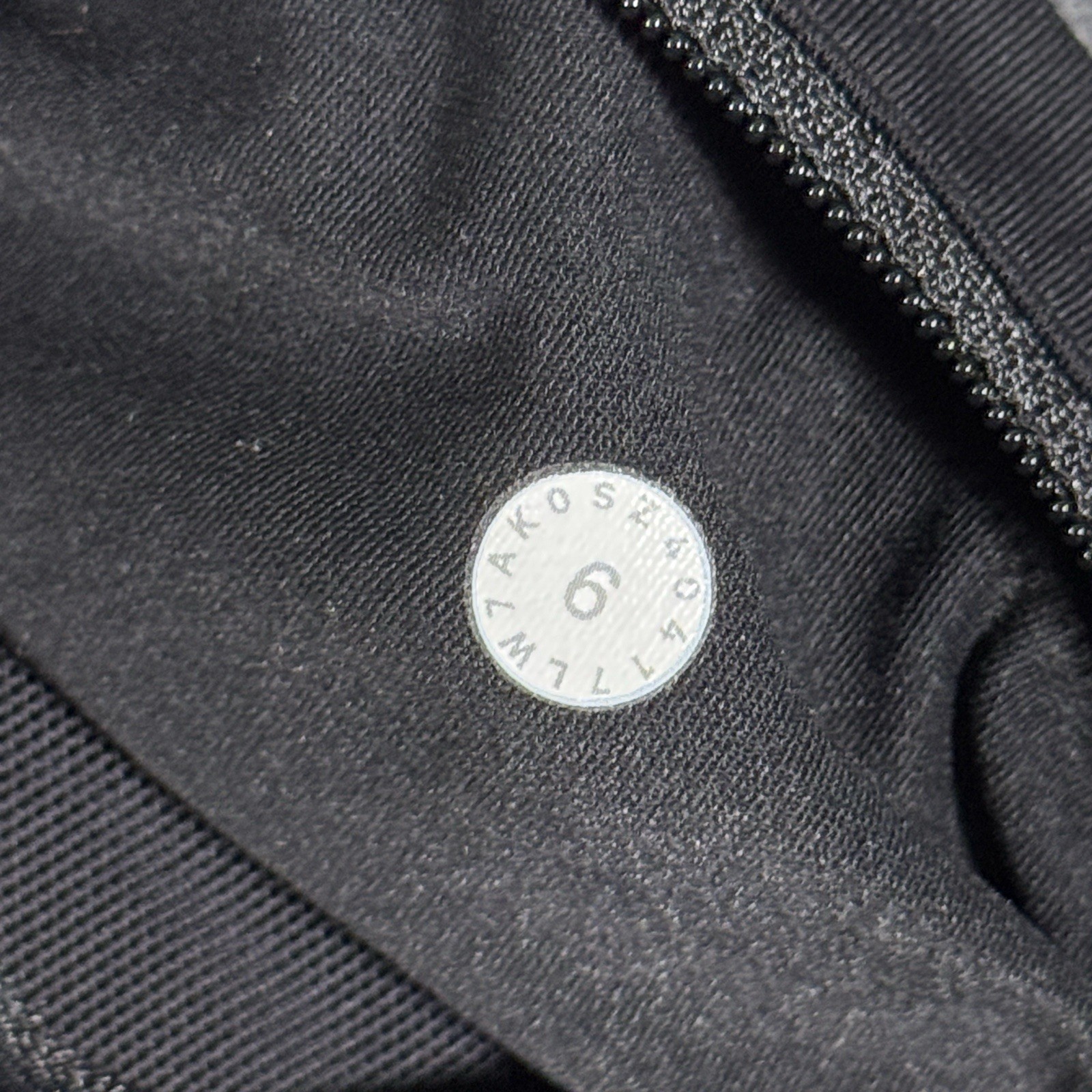 Lululemon Women's Size 6 Run Times Short 4" Black 4 Way Stretch LW7A03S Gym