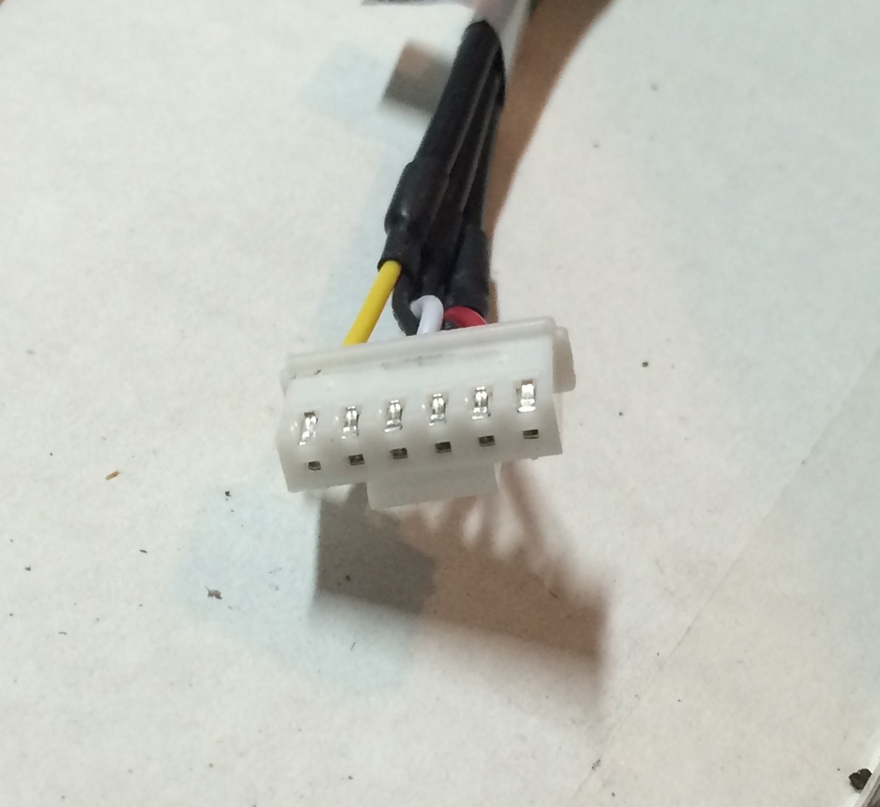 Rosen Carshow Dropdown DVD Video Aux Input/Output Harness Z8 Z10 XR1020 AP1038