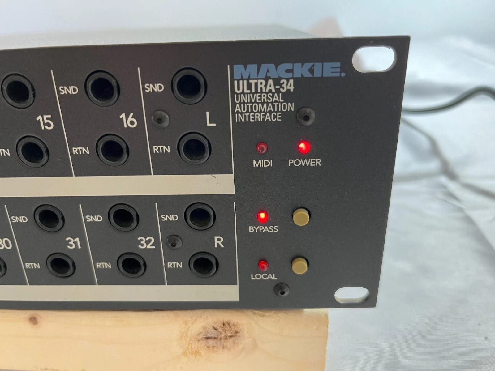 Mackie Ultra-34 & Ultrapilot Universal Automation System - Working Condition