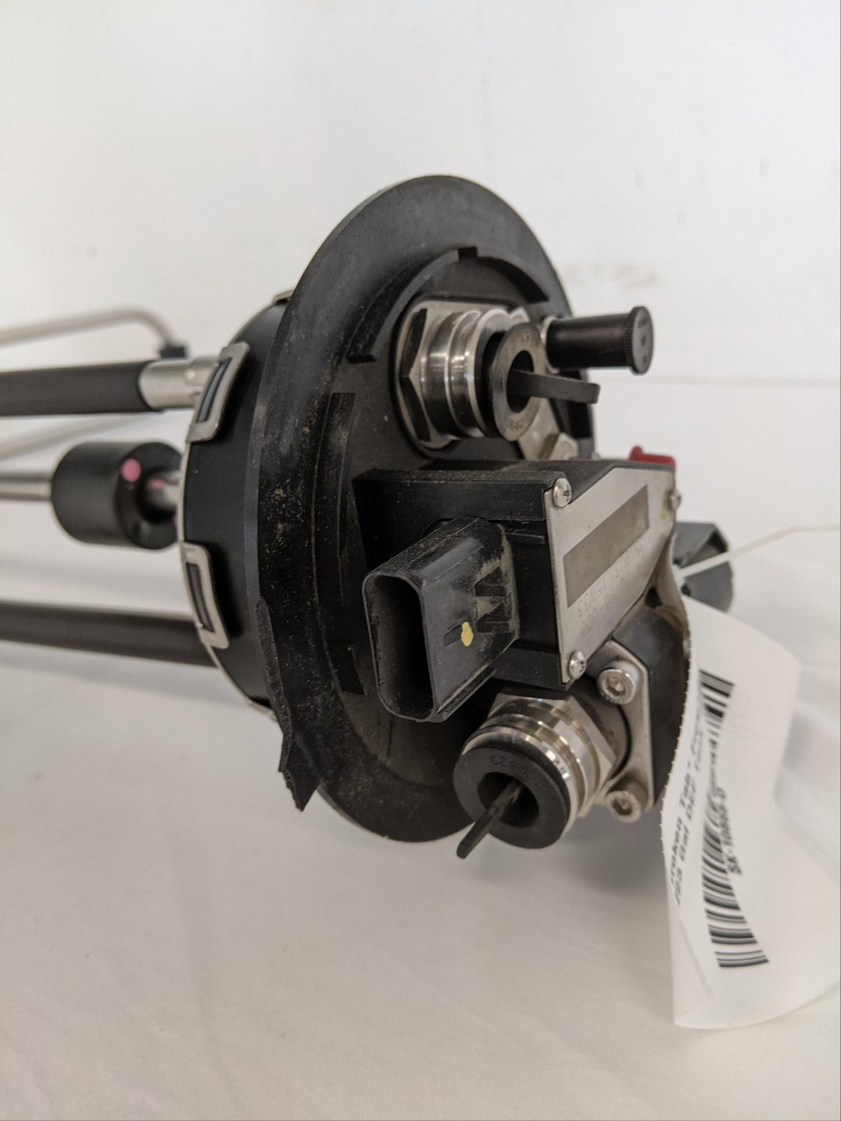 *Broken Tab* Freightliner 13/23 Gal DEF Tank Header - P/N 04-30798-000