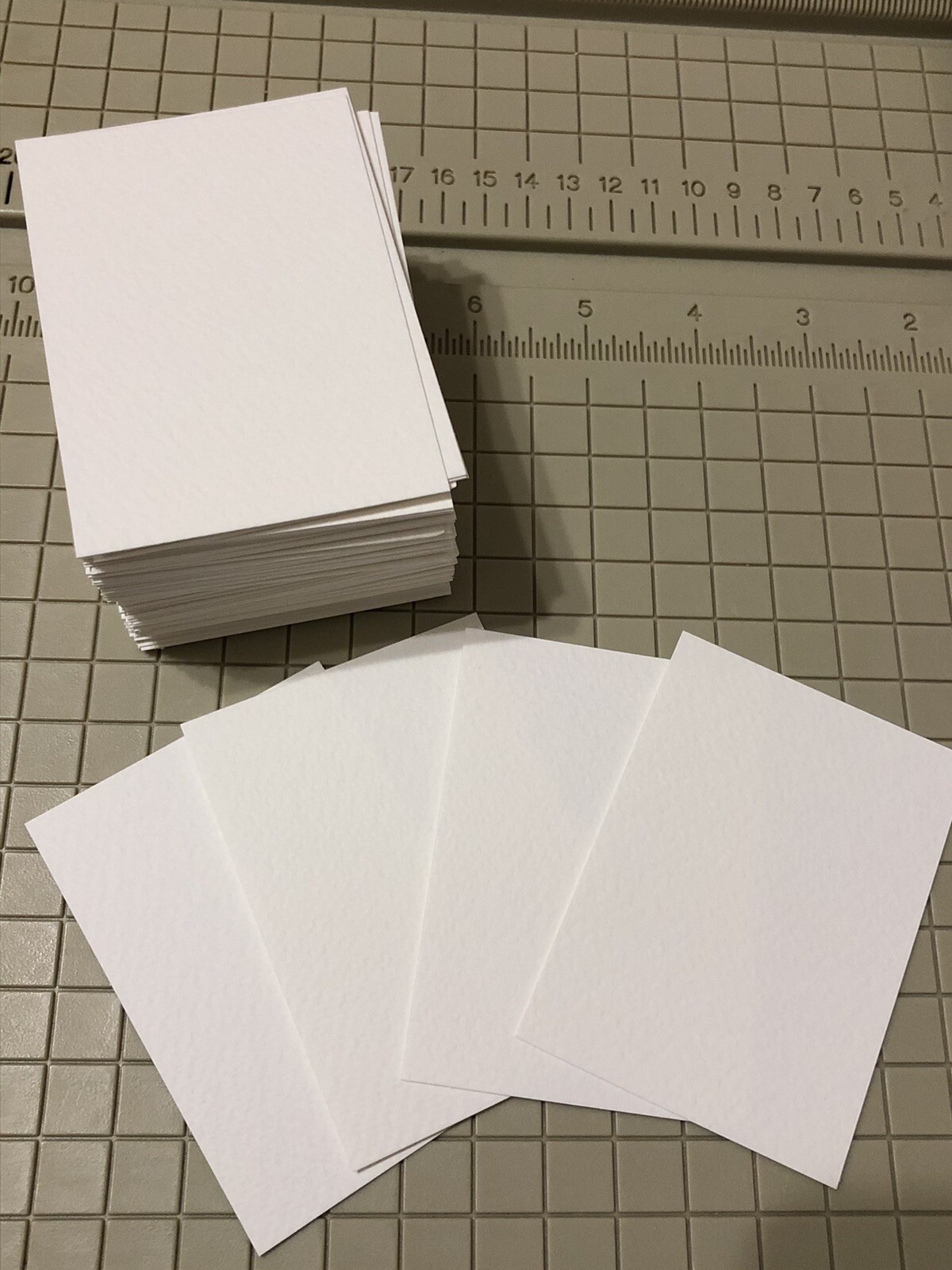 100 ACEO Cards ~ Blank 140 lb Watercolor Paper ~ 2.5 x 3.5 White ~ Fabriano 1264