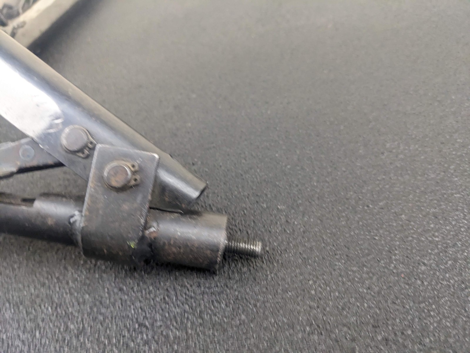 #bl614 Huntington Beach 4pc HBM 122 Rivet Gun Hand Riveter Pulling Aircraft Tool