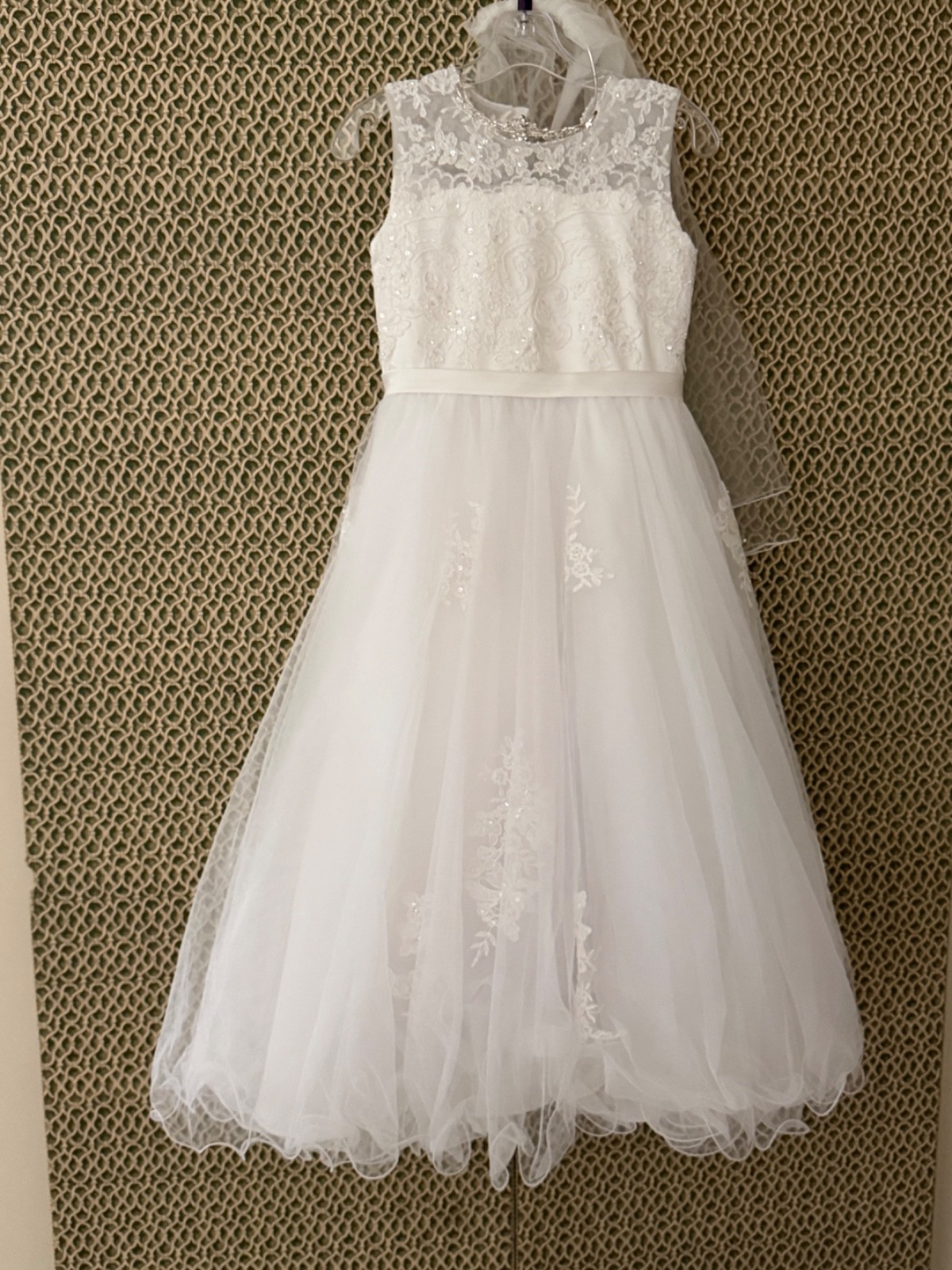 Joan Calabrese Girl's Size 8 Communion Dress With Headpiece/Veil