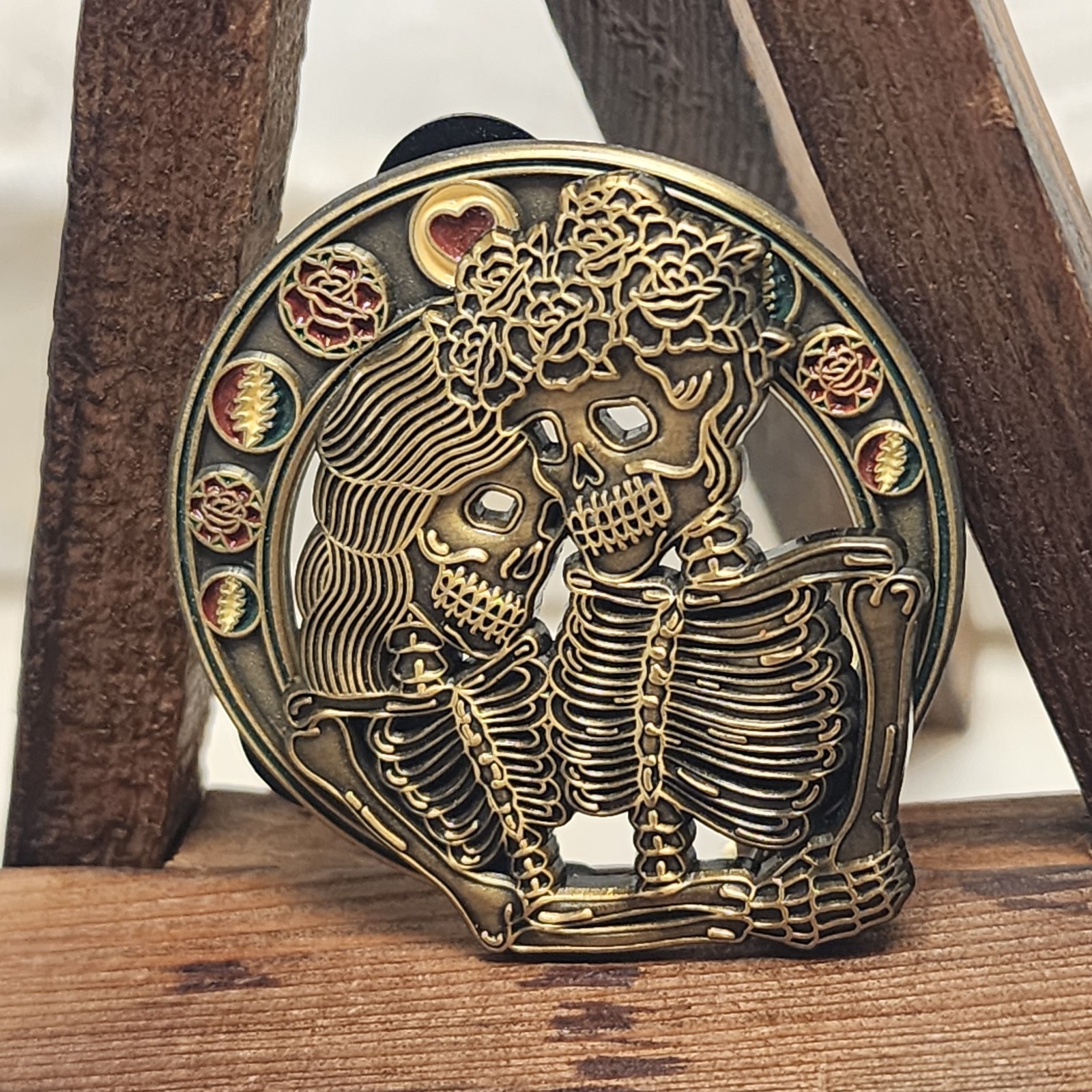 Grateful Dead Pin #8/15 Unique and Rare!