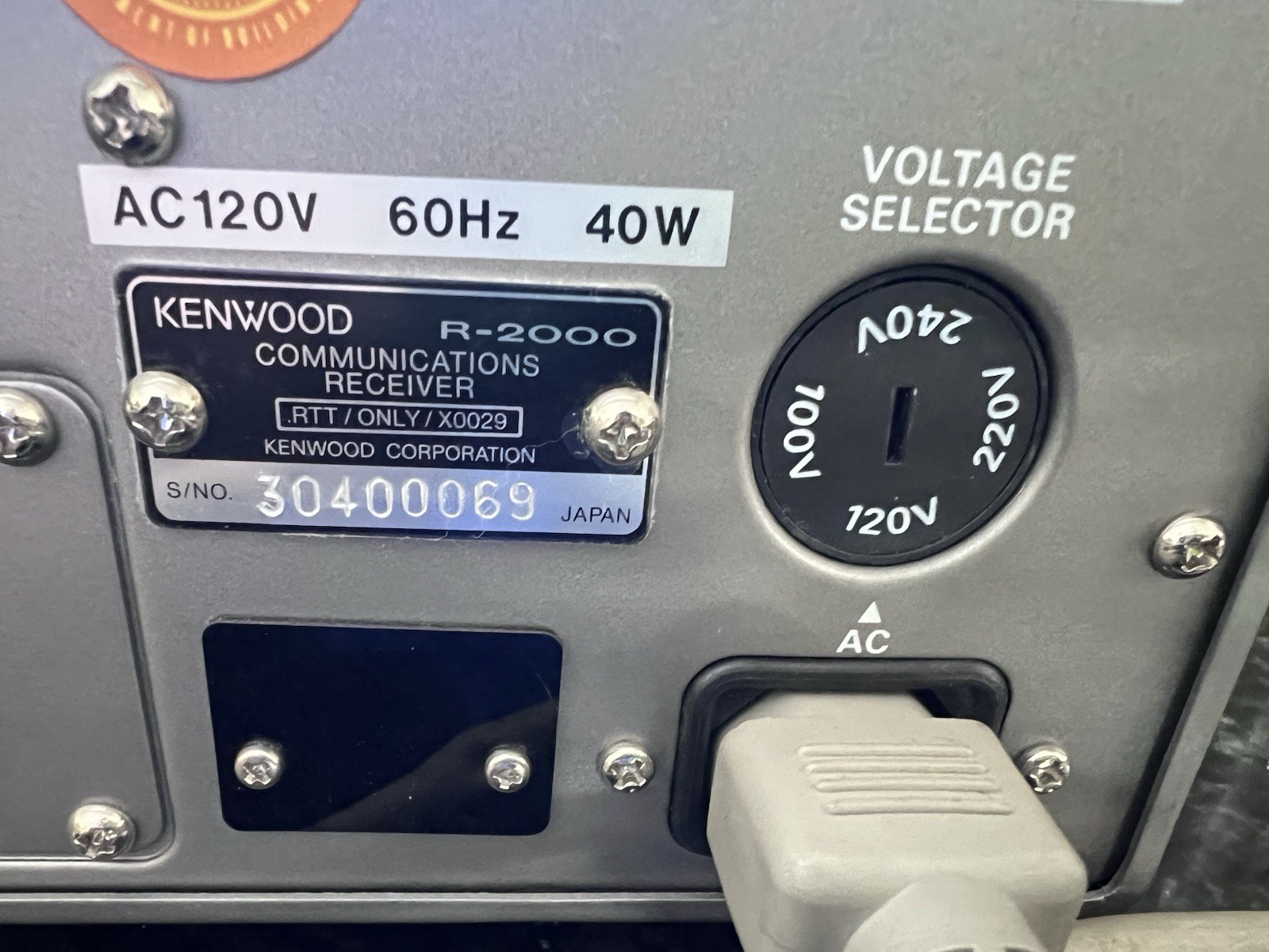 KENWOOD R-2000 Shortwave AM Fm CW LSB Radio Communications Receiver Working