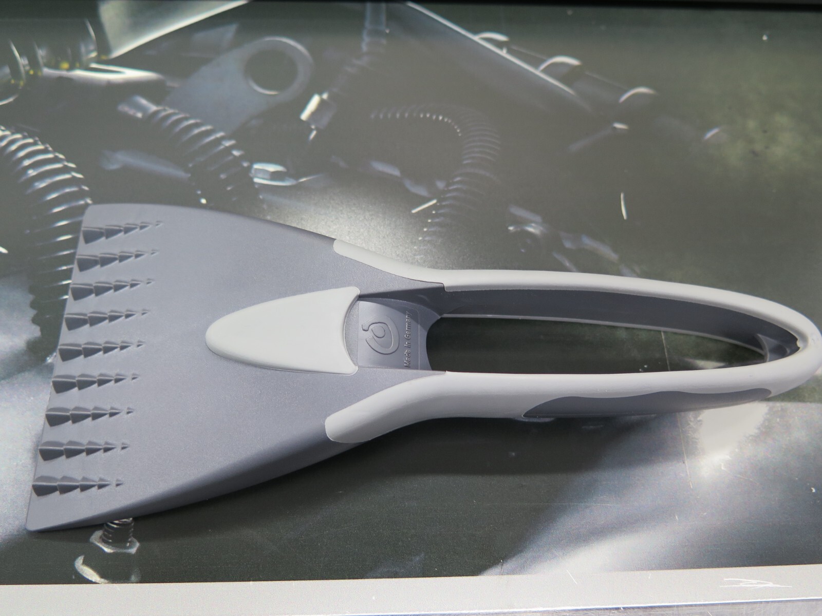 OEM BMW/MINI ICE SCRAPER 83192329713