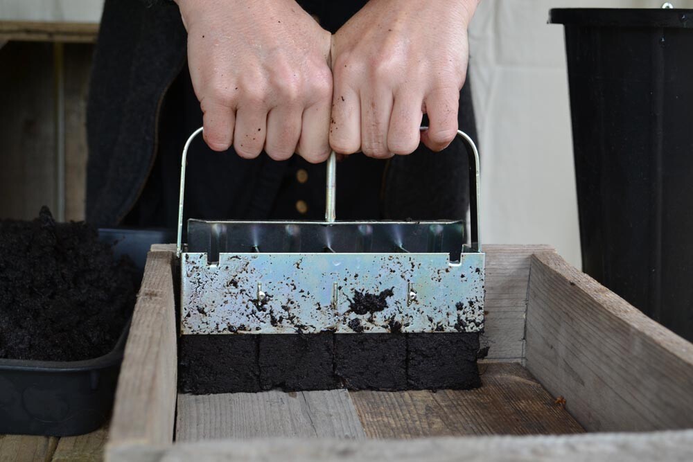 Ladbrooke Genuine Soil Block Maker - Mini 4 Hand Held. Authorized Reseller