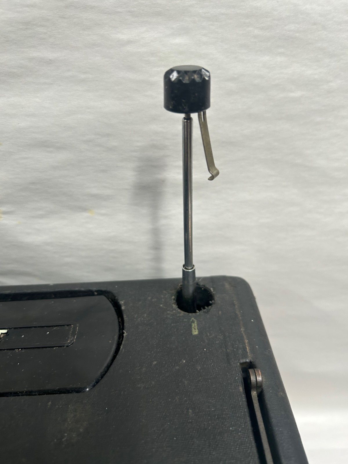 Vtg Zenith Trans-Oceanic Model L600 Super DeLuxe Shortwave Radio Receiver (A30)