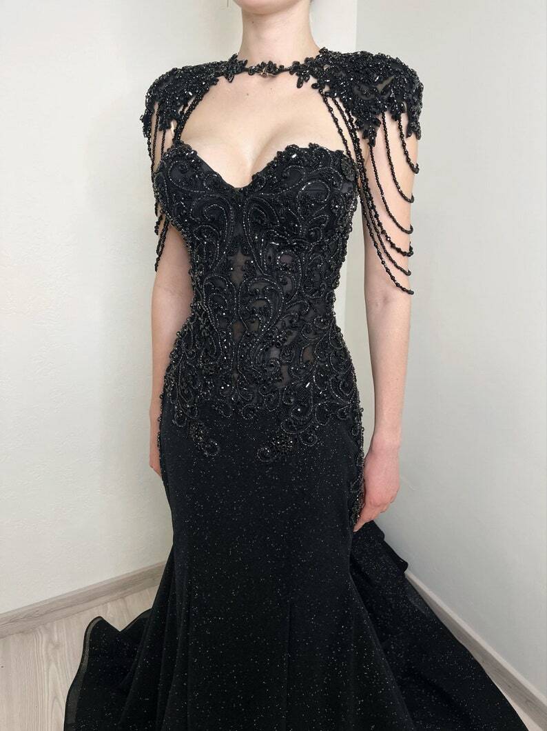Black Gothic Sparkly Mermaid Wedding Dresses With Train Lace Beading Bridal Gown