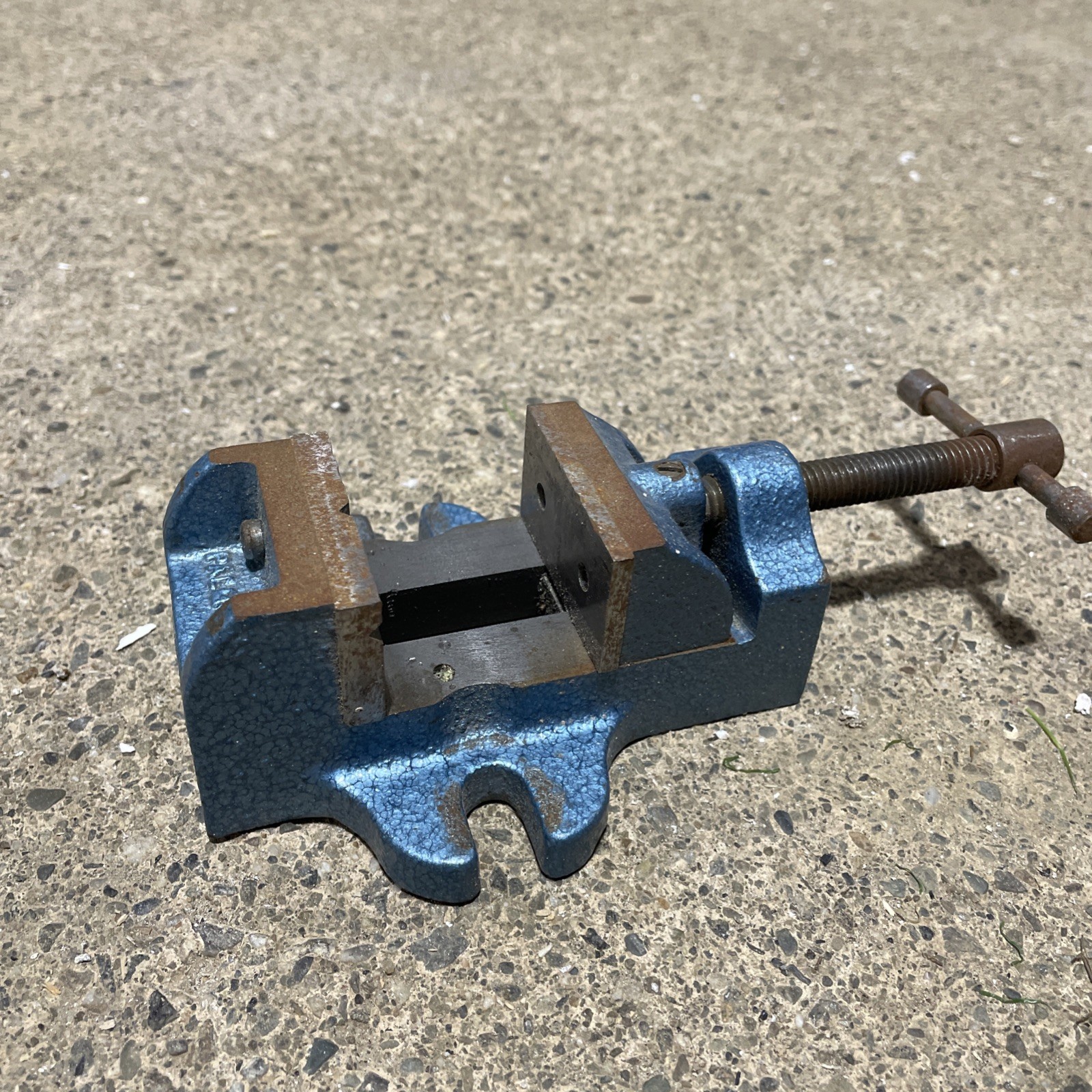 Palmgren Machinist Vise 1.5” With Lugs
