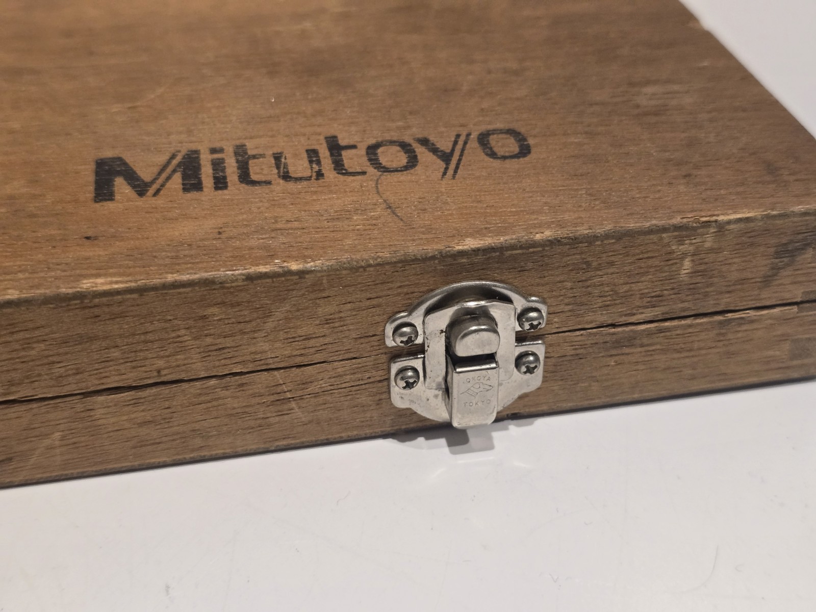 MITUTOYO 12 Inch DIAL CALIPER NO 505-645-50 w/ Wood CASE