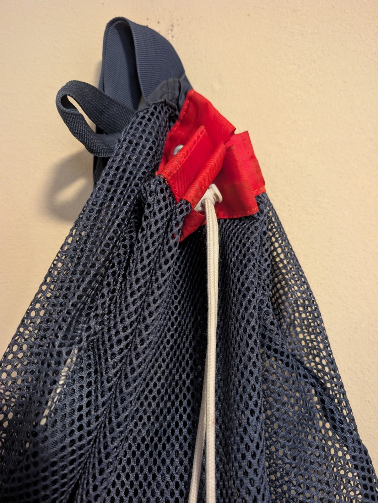 TYR 40L Big Mesh Mummy Backpack Red White & Blue USA Stars & Stripes Print Bag