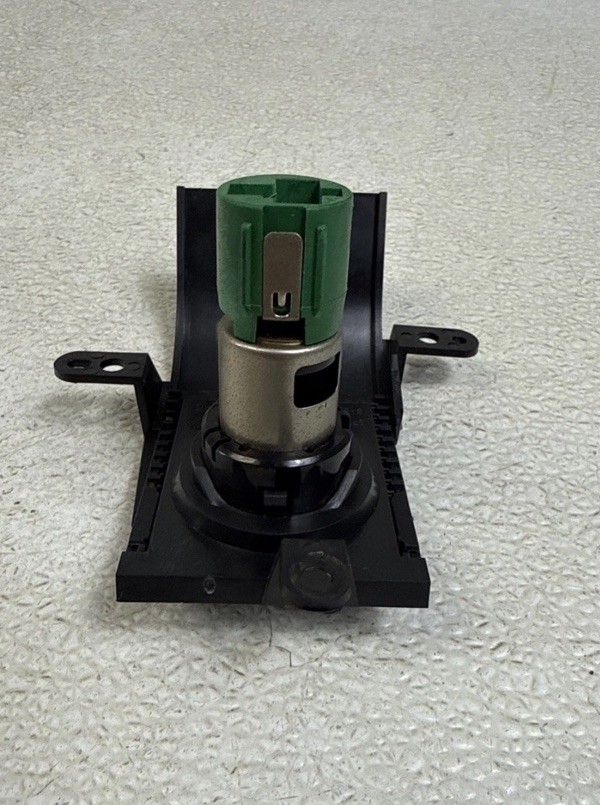 99-04 Ford F250 F350 Super Duty Dashboard Bezel Power Outlet 12V Point OEM F-250