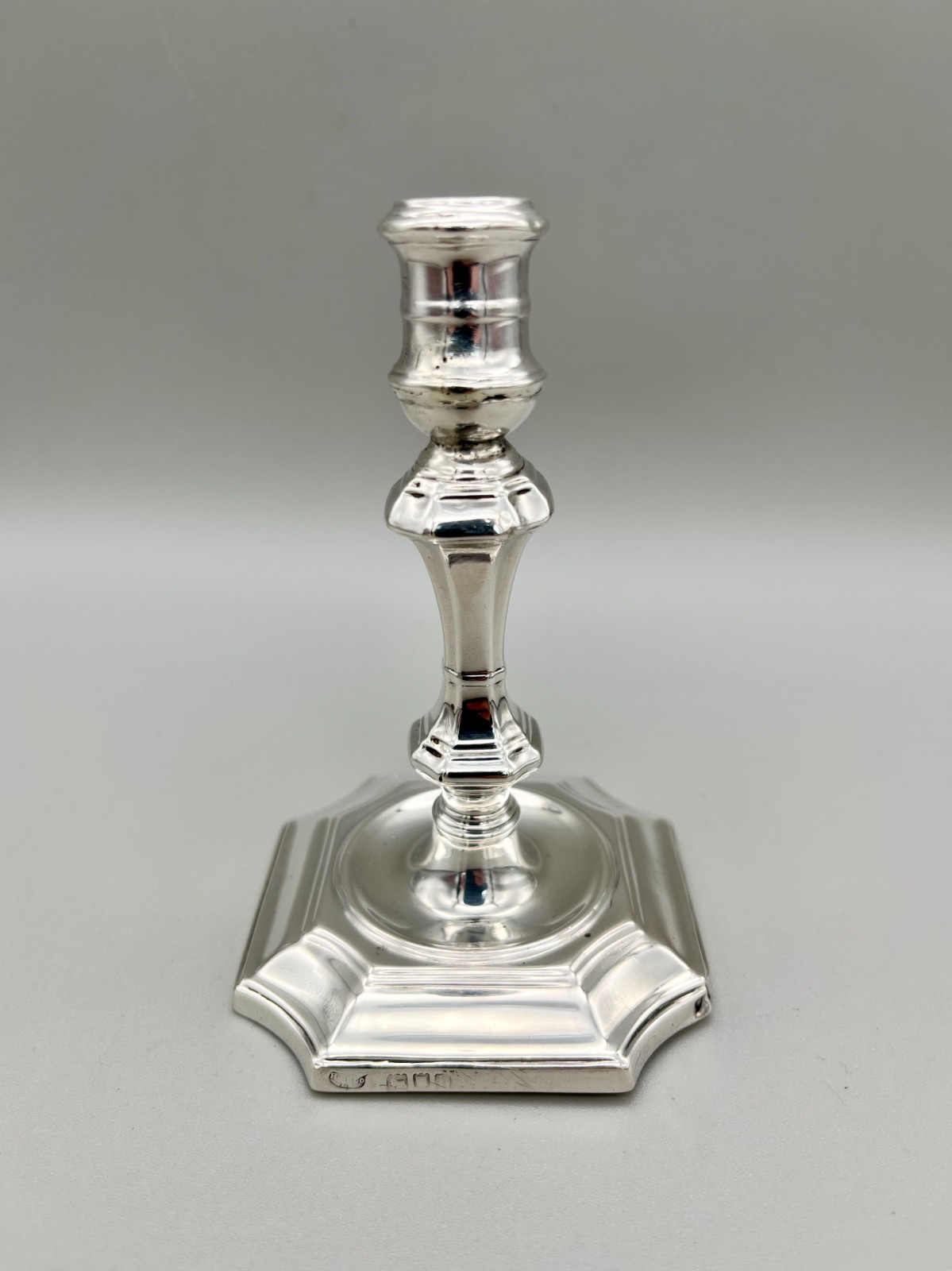 VICTORIAN STERLING SILVER TAPERSTICK, HAWKSWORTH, EYRE & CO, LONDON, 1897