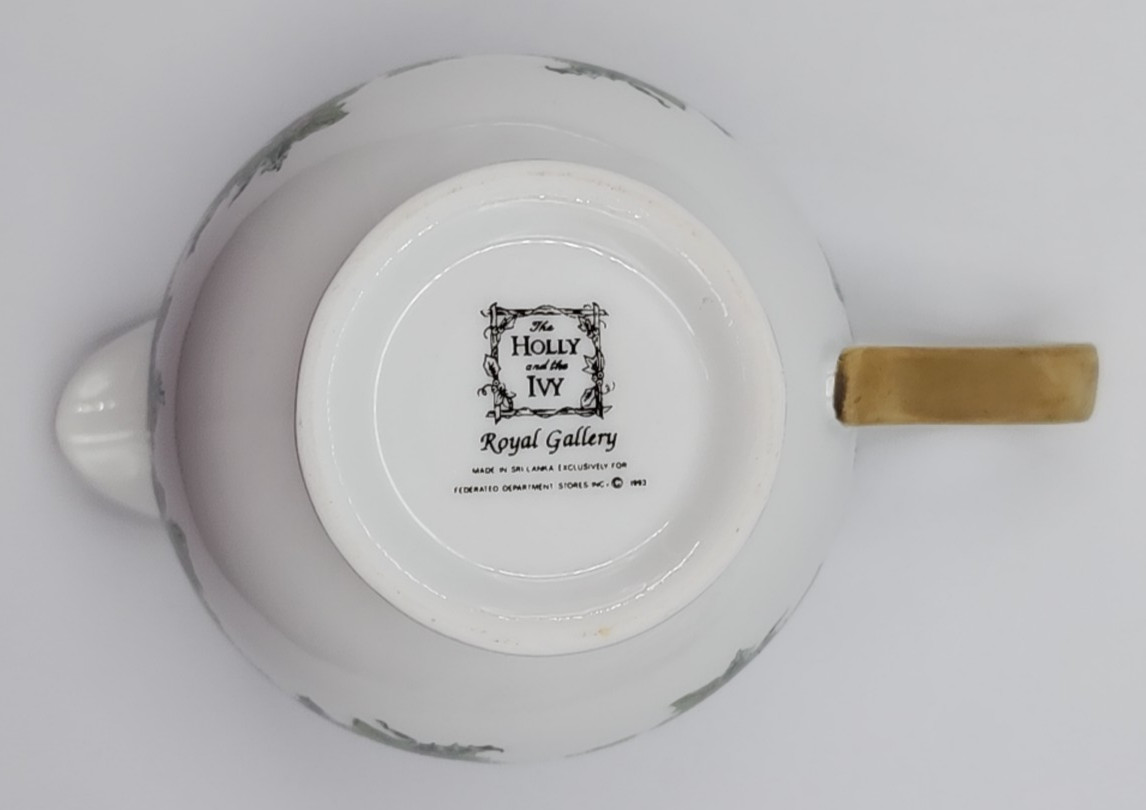 Royal Gallery The Holly and The Ivy Teapot or Coffee Pot with Sugar & Creamer