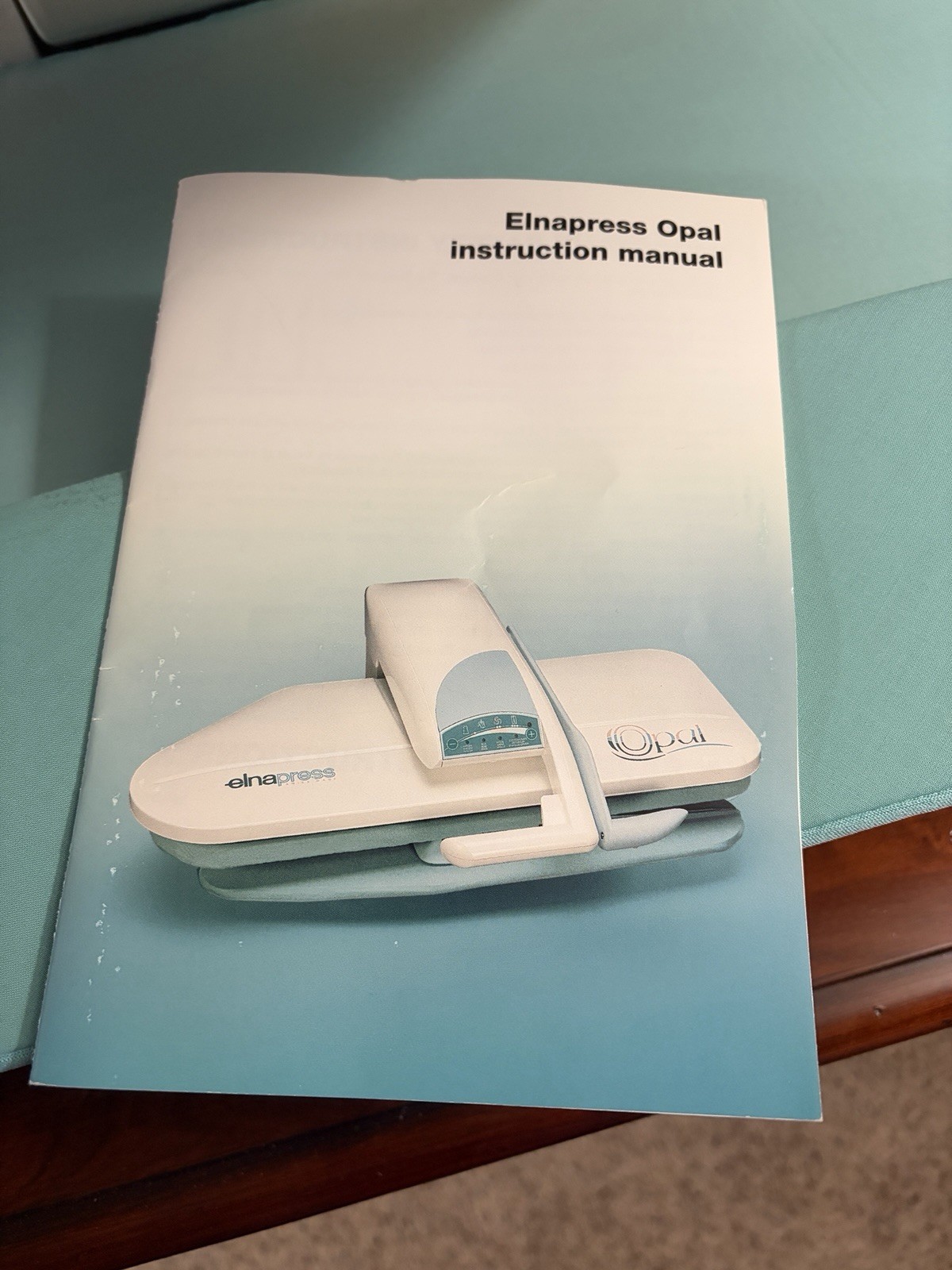 Elnapress Opal Professional Finish Swiss Ironing/Presser in Very Good Condition