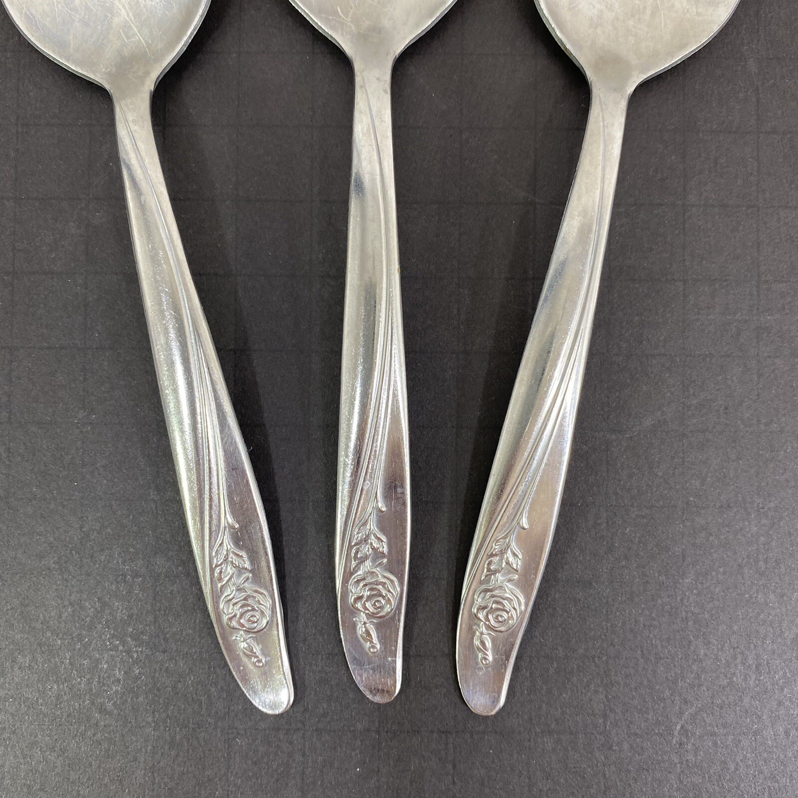 Oneida Custom Stainless ROSEANNE Flatware Set 3 Oval Soup Dessert Spoons 6 1/2"