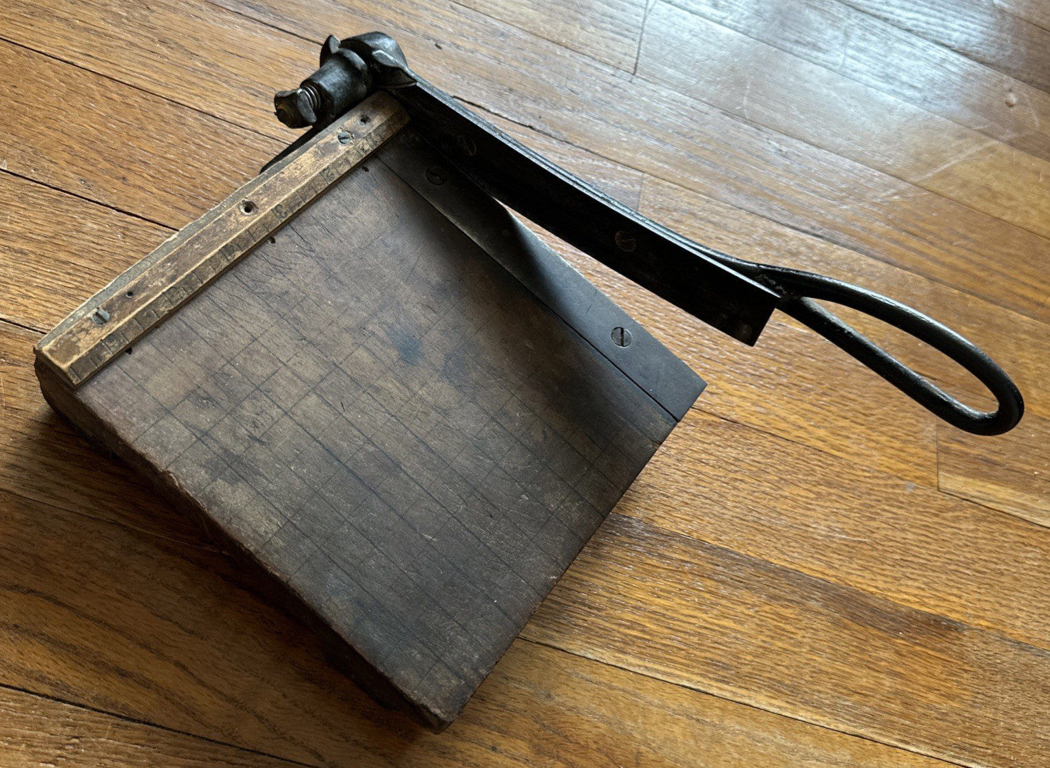 Vintage Wood Small Photo Paper Cutter 6" x 7" - Blade Needs Sharping