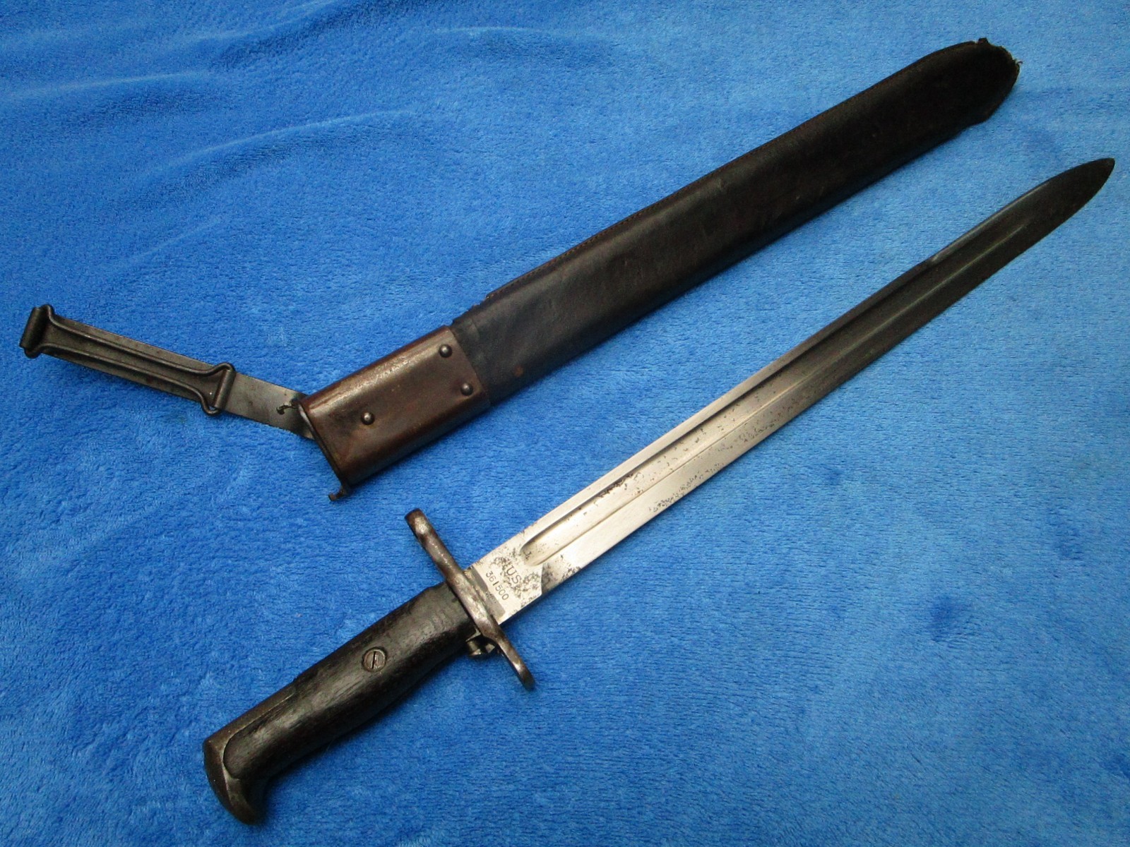 ORIGINAL US WW1 M1905 BAYONET MADE BY SA IN 1909 AND EARLY RIA 1909 SCABBARD