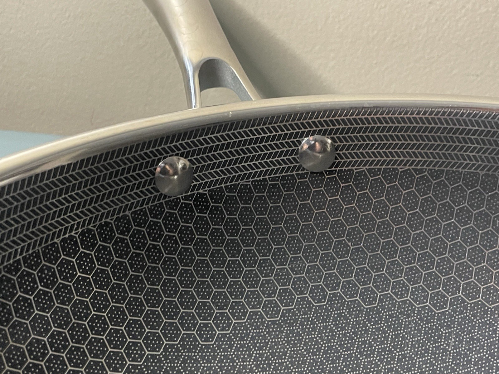 Hexclad 12" Wok Hybrid Stainless Steel Nonstick Pan Used no lid (W26)