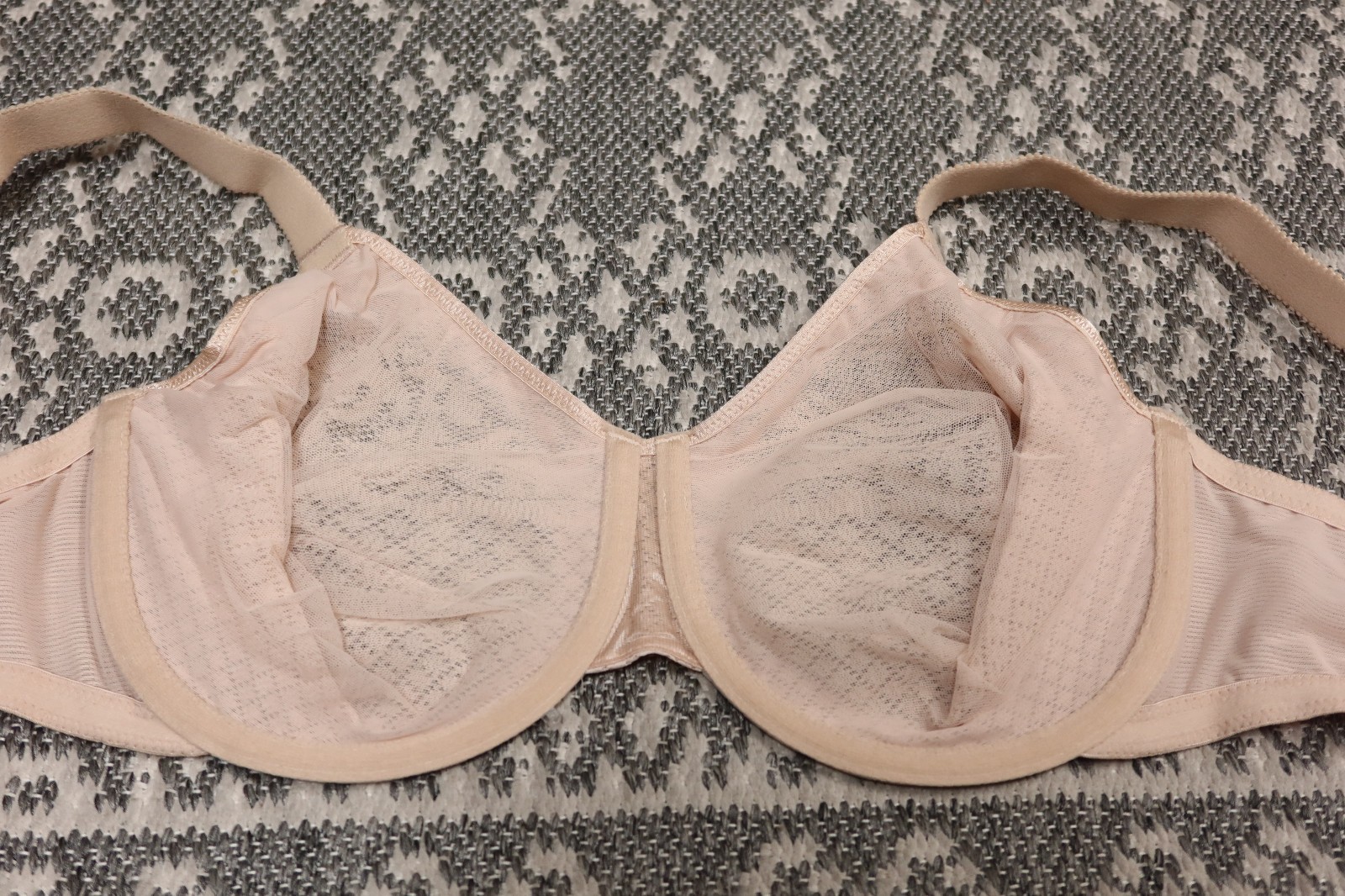 New Wacoal Visual Effects Minimizer Bra - Size 34DDD - Sand - # 857210