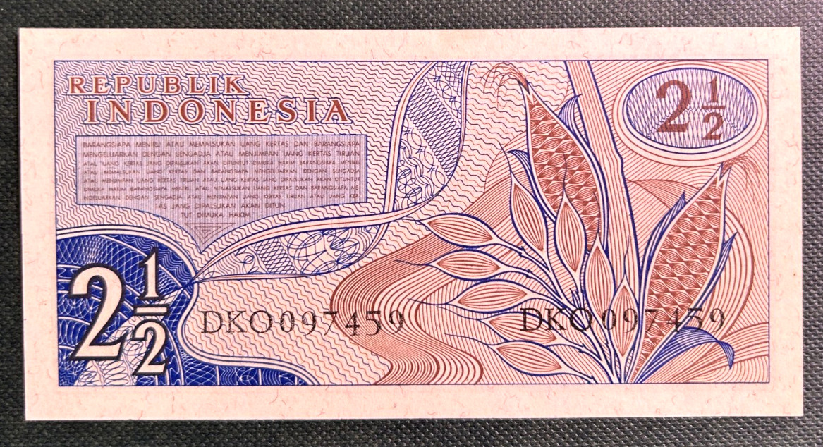 INDONESIA 1961 2 1/2 RUPIAH P-79 GRADE UNC. Free shipping