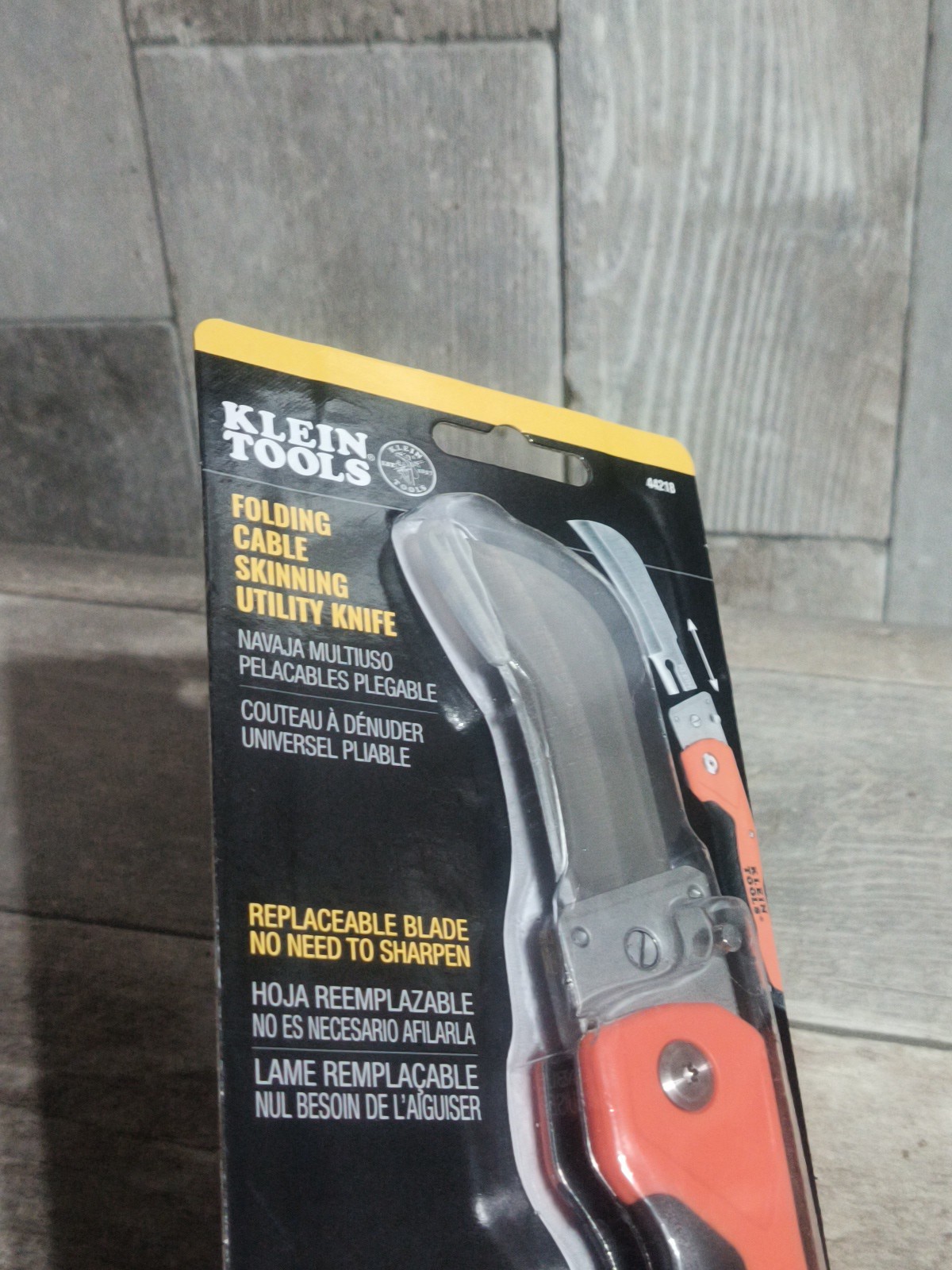 New Klein Tools 44218 Cable Skinning Utility Knife w/Replaceable Blades Hawkbill