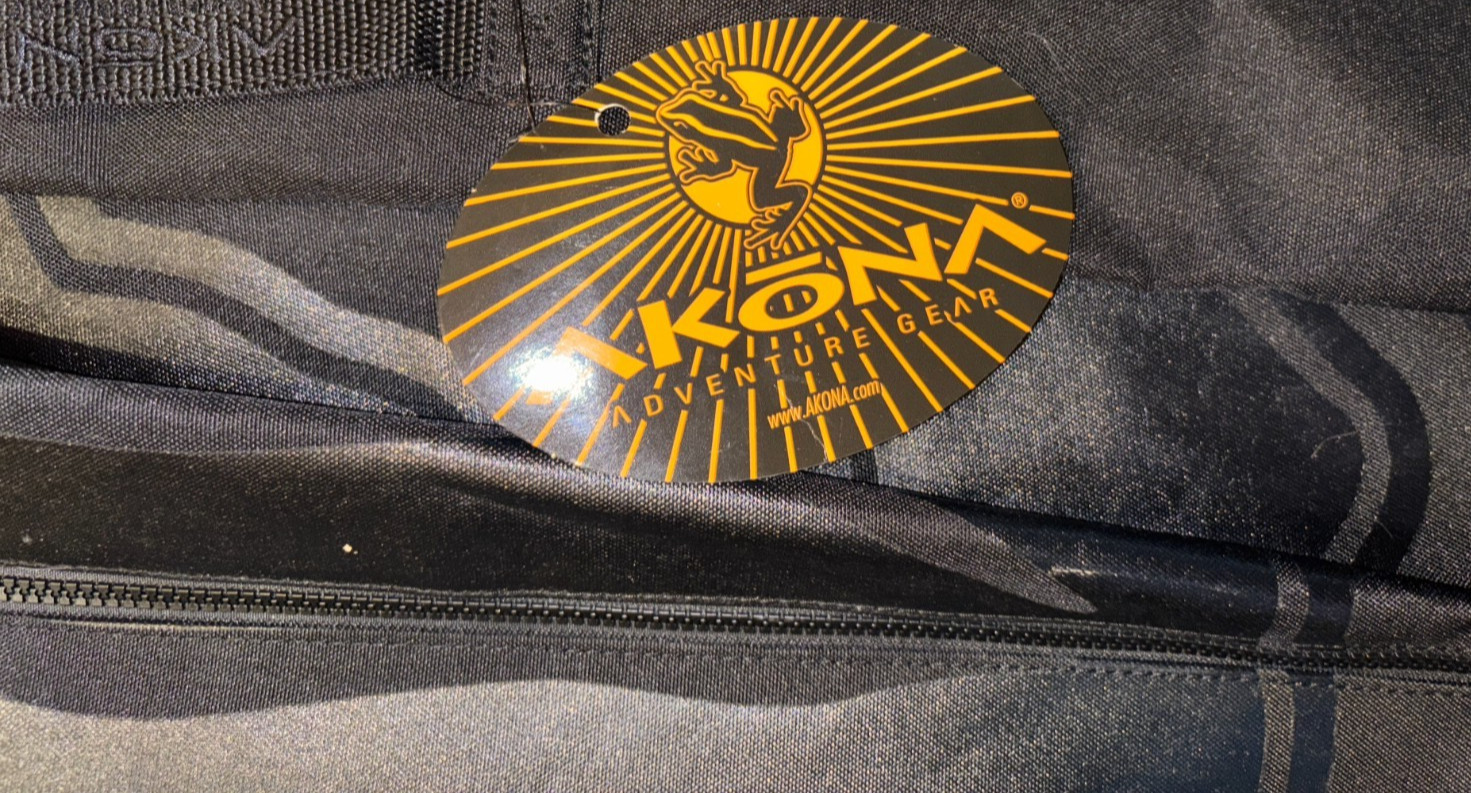 AKONA Adventure Gear Large Snorkeling Bag Scuba Diving w Shoulder Strap New NWT