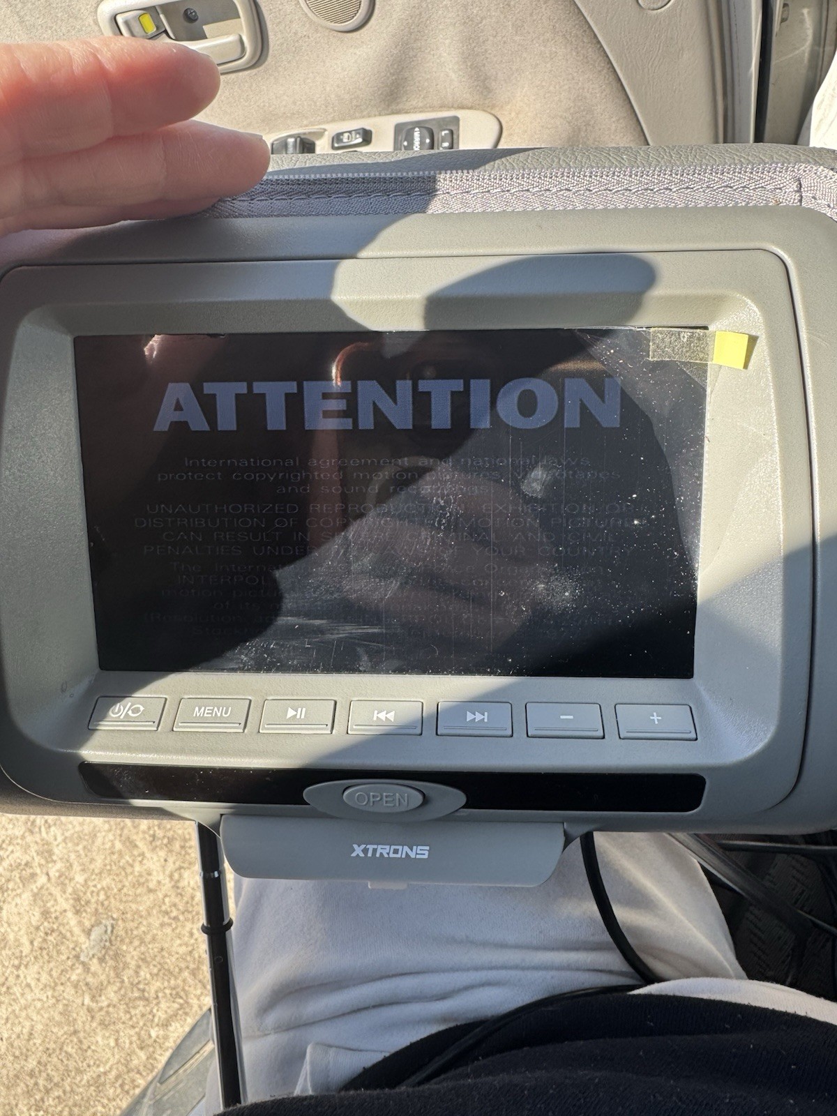 2 XTRON 7” Headrest HD TV Monitors With DVD Players USB/SD For UNIVERSAL Works