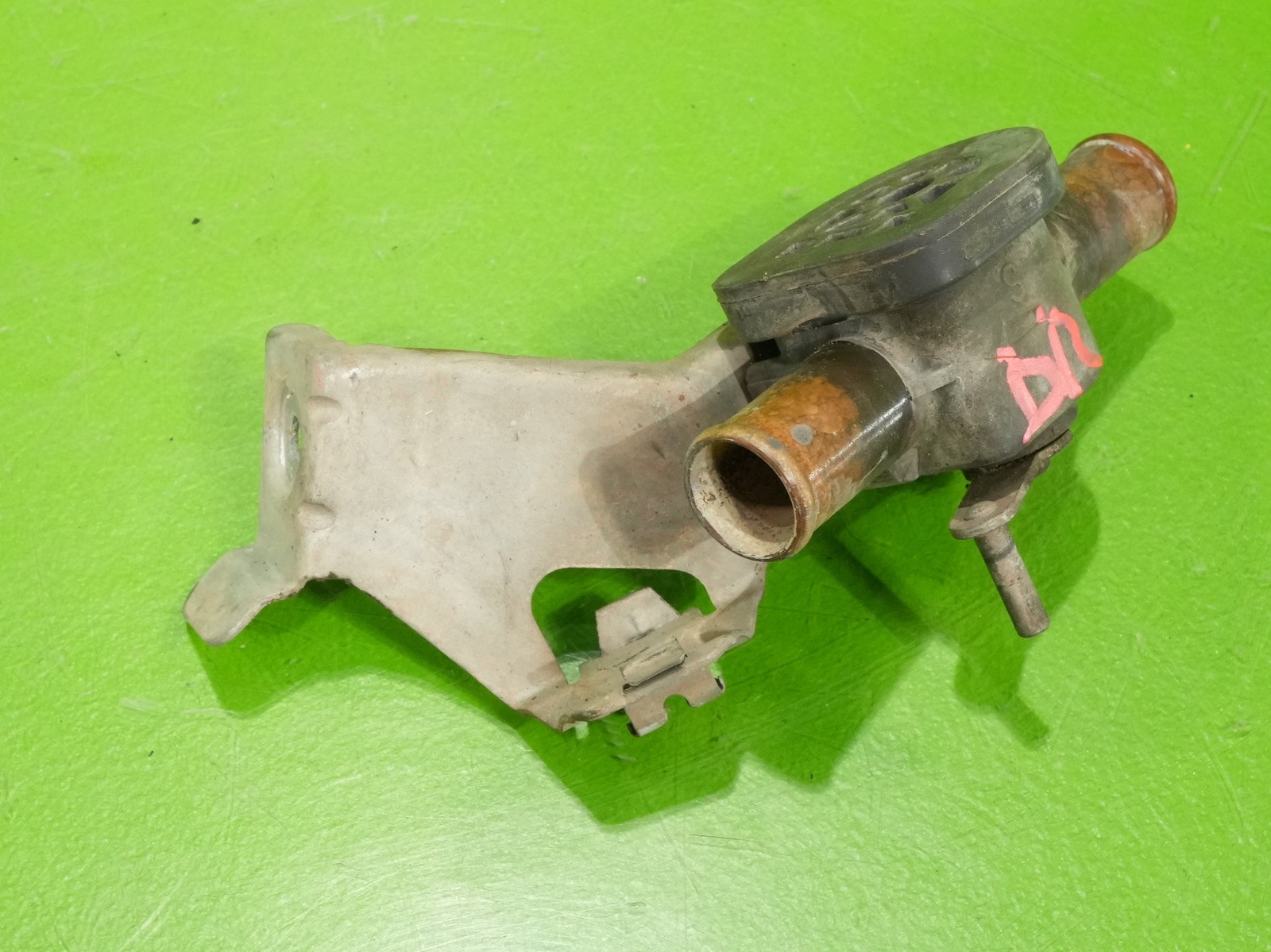 92-95 Civic OEM HVAC heater coolant water flow control valve thermostat Honda